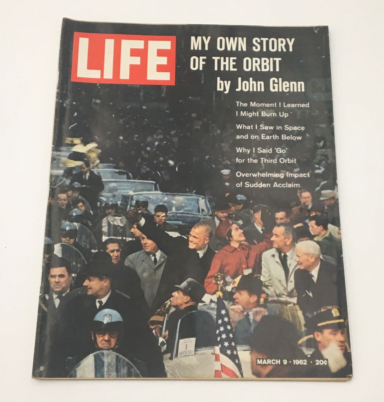 VTG Life Magazine March 9 1962 John Glenn Story of the Orbit Feature, Newsstand