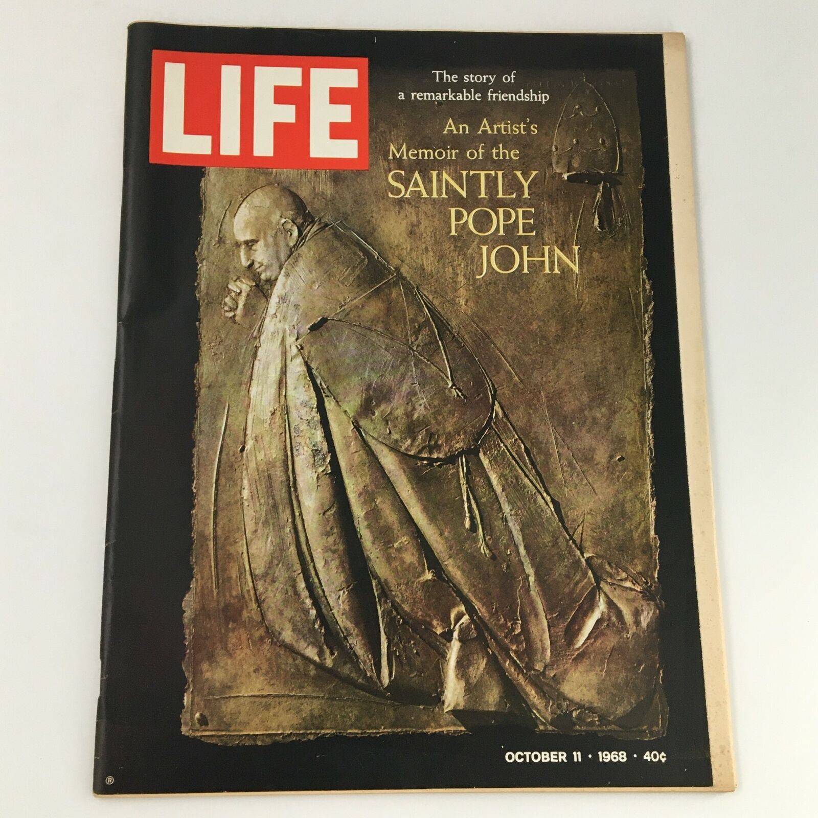 VTG Life Magazine October 11 1968 Saintly Pope John Cover Feature, Newsstand