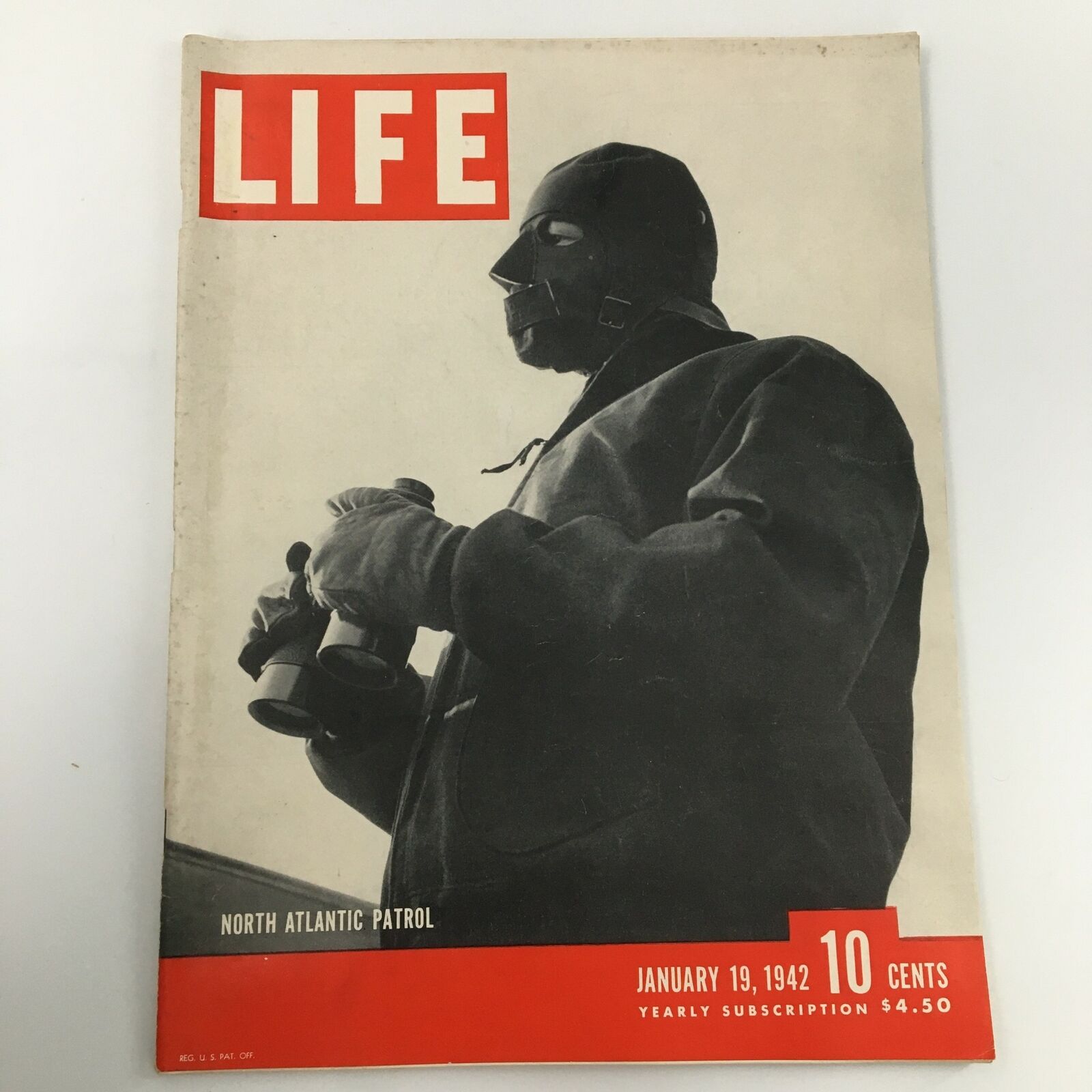 VTG Life Magazine January 19 1942 North Atlantic Patrol, Chicago Bears Newsstand