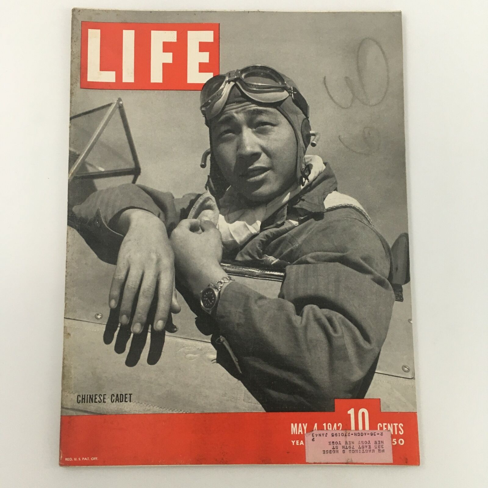 VTG Life Magazine May 4 1942 Photo of A Chinese Cadet on A Fighter Plane