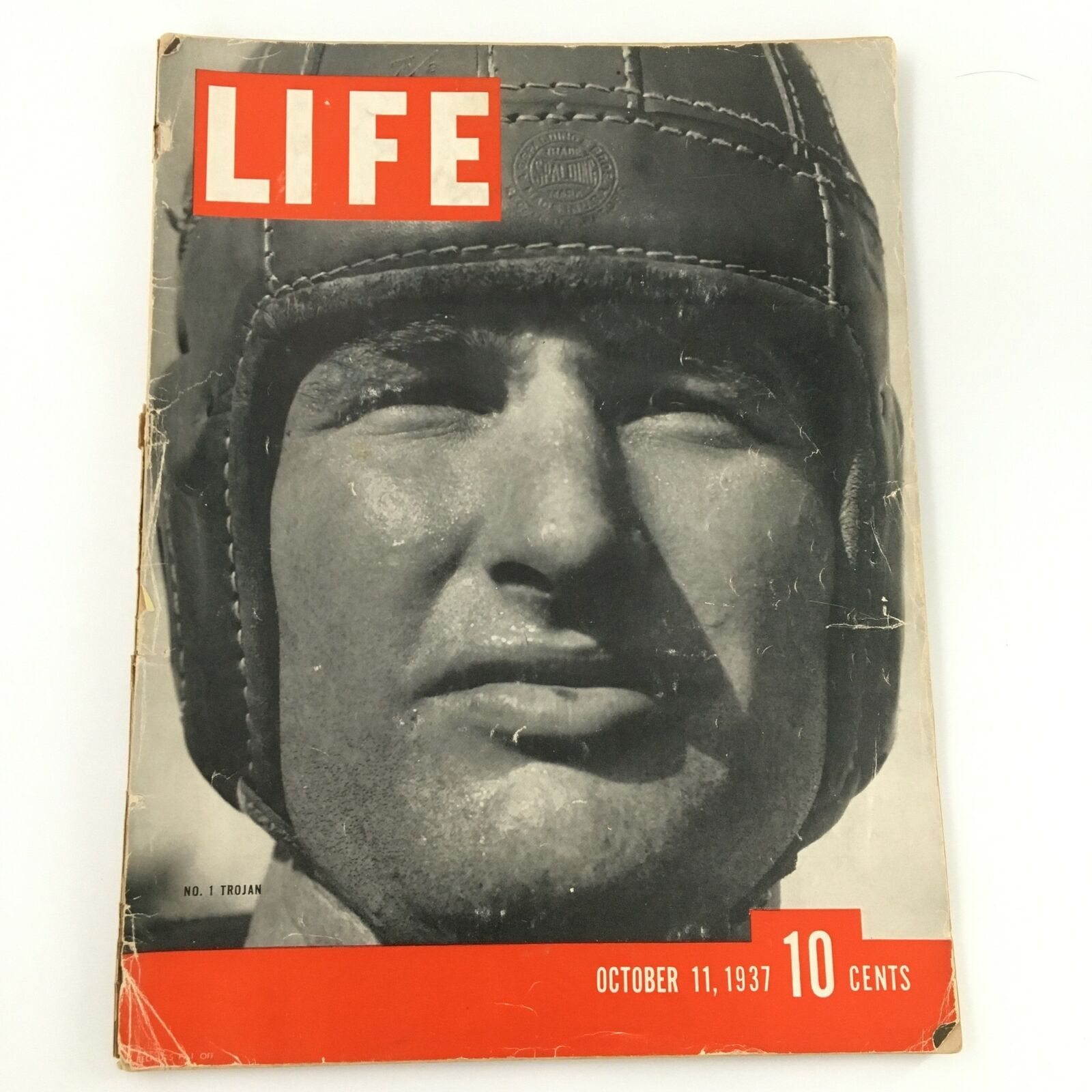 VTG Life Magazine October 11 1937 Trojan Football, Grand Coulee Dam Newsstand