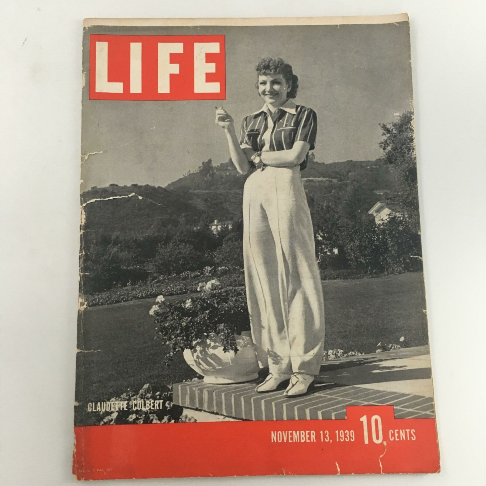 VTG Life Magazine November 13, 1939 Claudette Colbert Newsstand