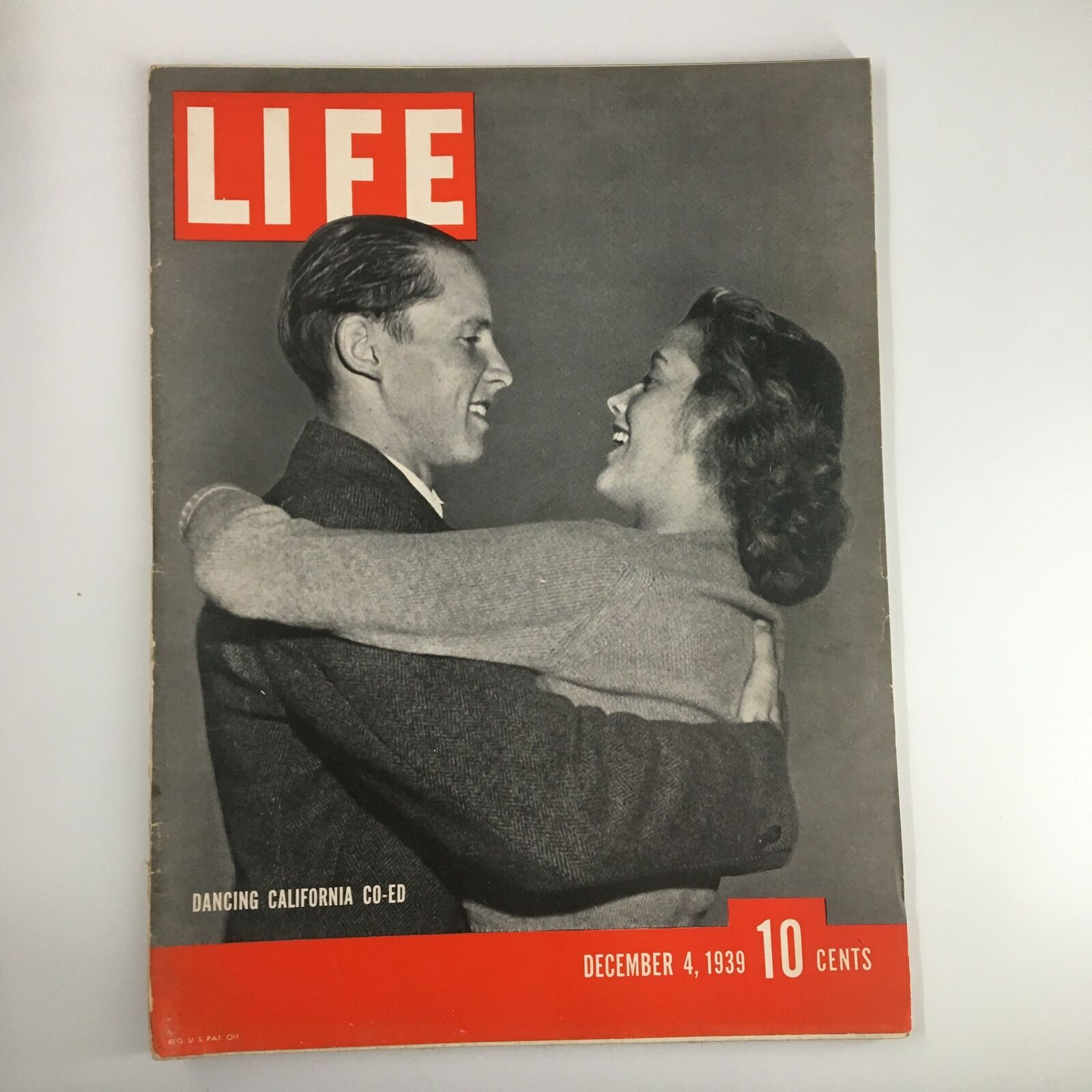 VTG Life Magazine December 4 1939 The Dancing California Co-Ed No Label