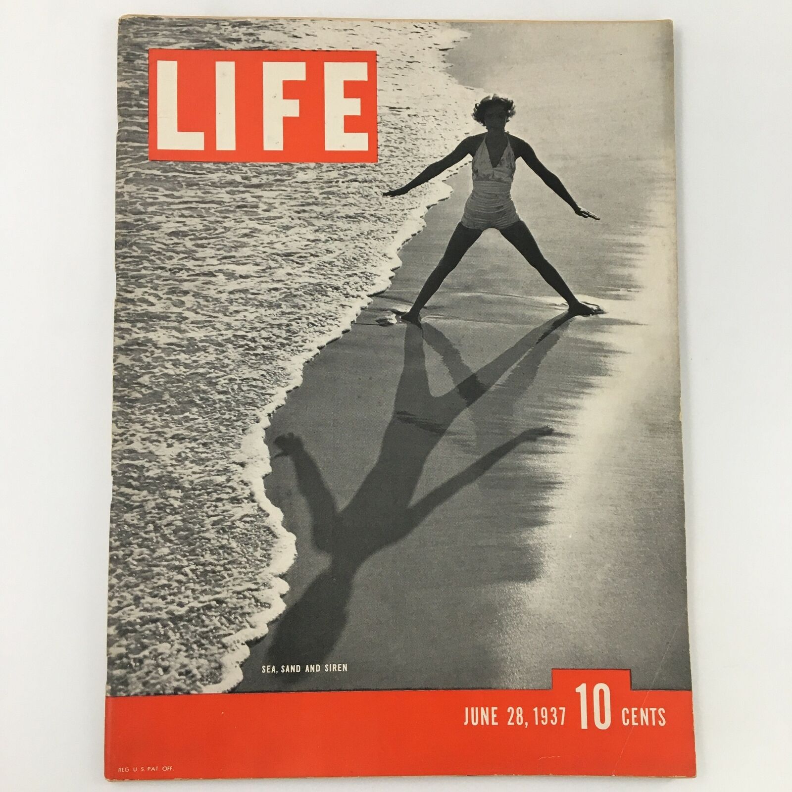 VTG Life Magazine June 28 1937 Sea, Sand and Siren Train Photography, Newsstand