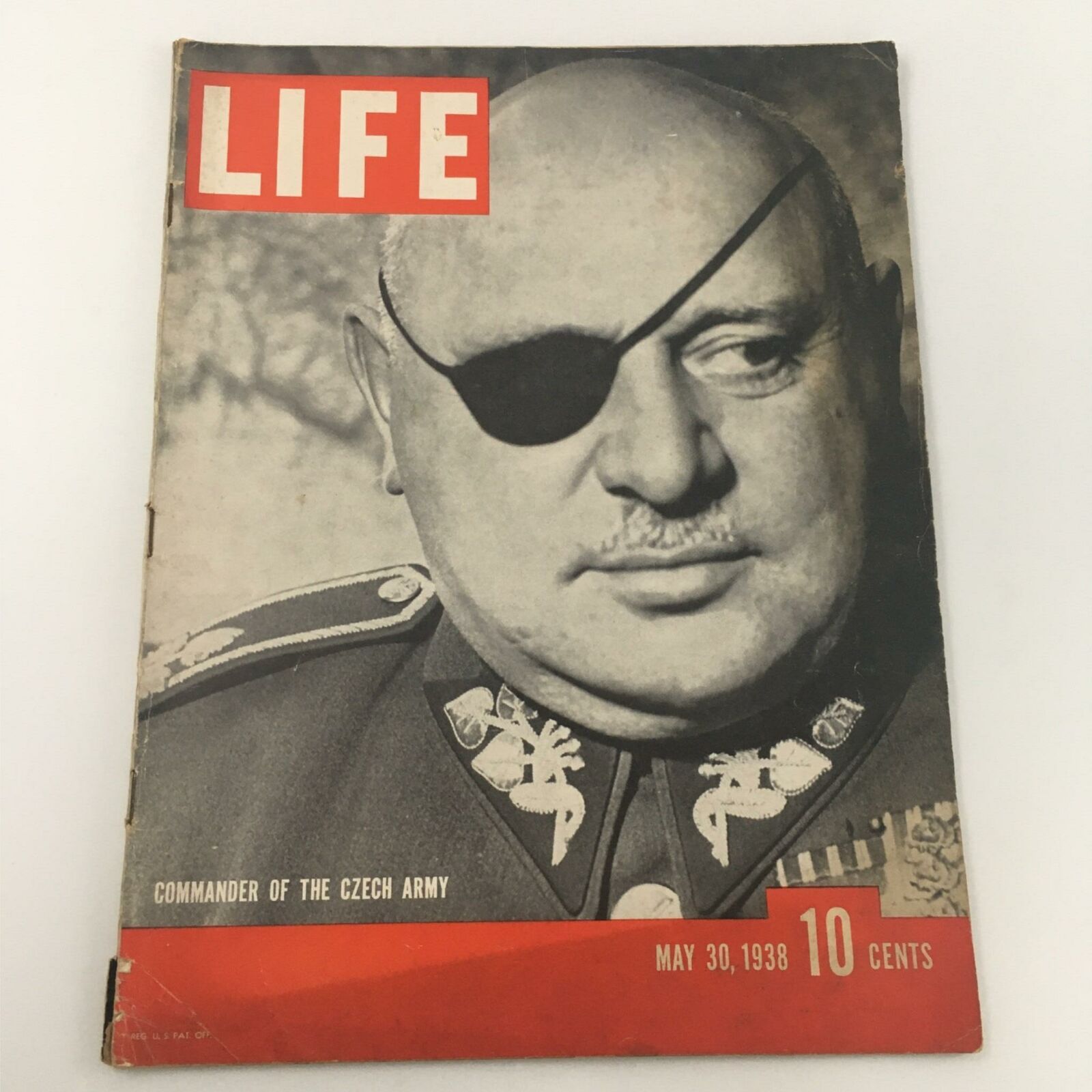 VTG Life Magazine May 30, 1938 Commander of the Czech Army Jan Syrovy