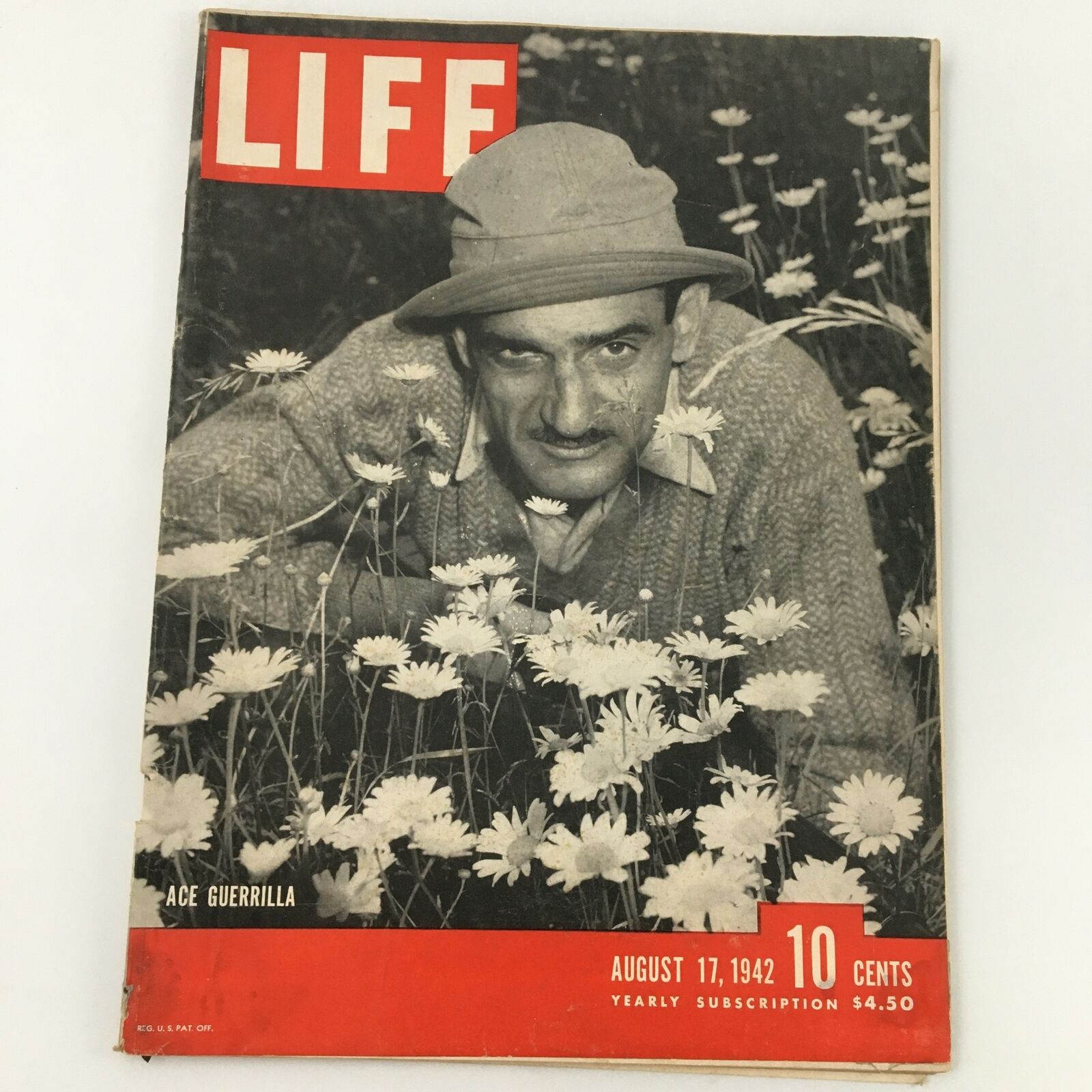 VTG Life Magazine August 17 1942 Ace Guerrilla Warfare Expert Feature