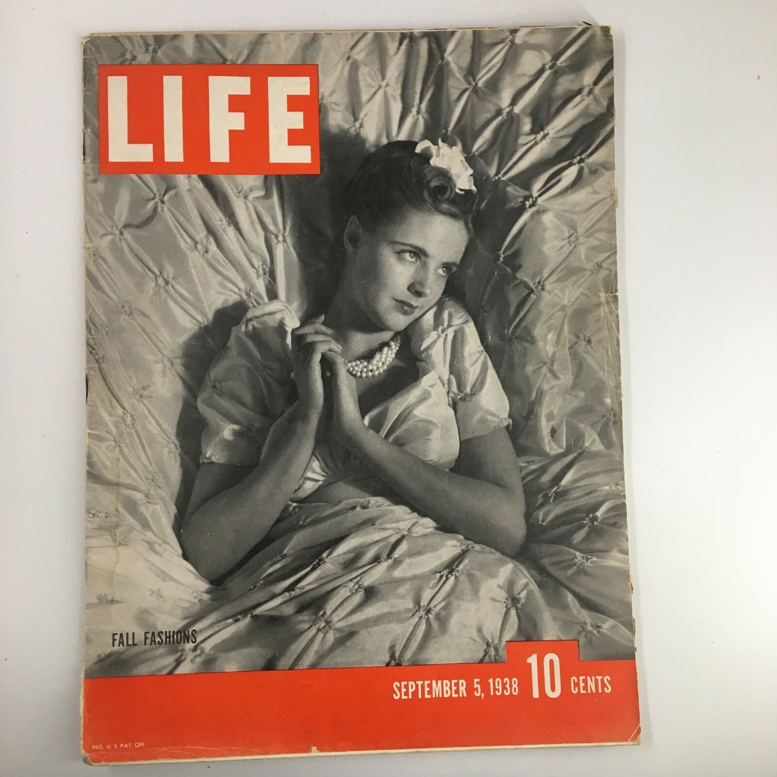 VTG Life Magazine September 5 1938 Kathrine Aldridge of Bladensfield