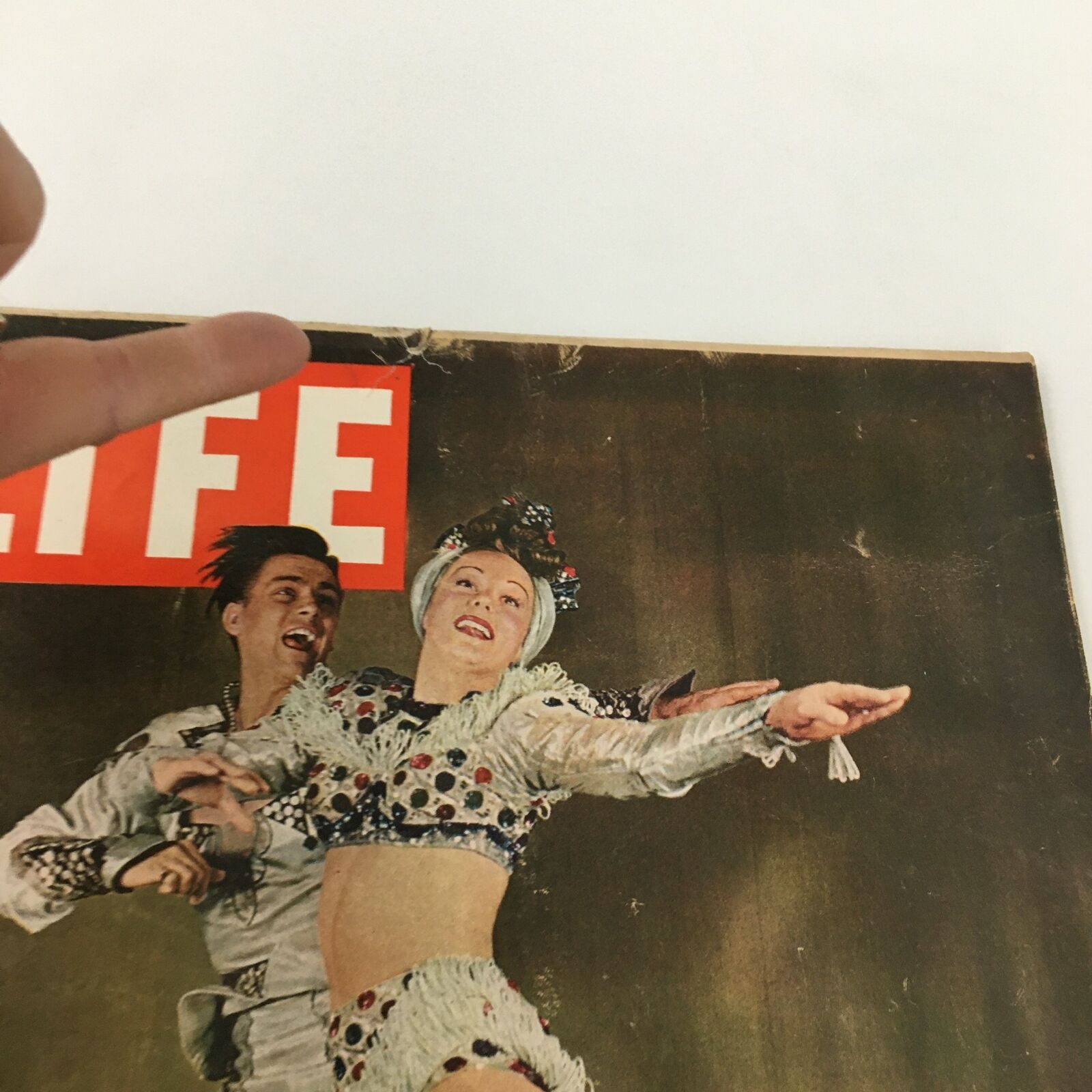 VTG Life Magazine May 20 1946 Ice Show, Donna Atwood, Liberalism in Iran Feature