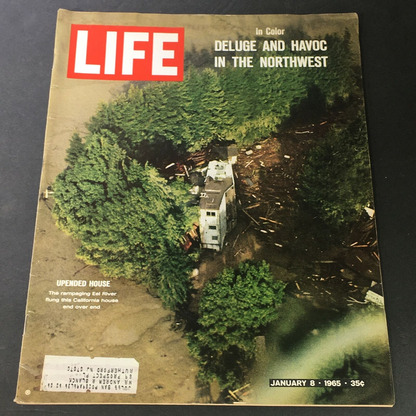 VTG Life Magazine January 8 1965 - Deluge & Havoc In The Northwest in California