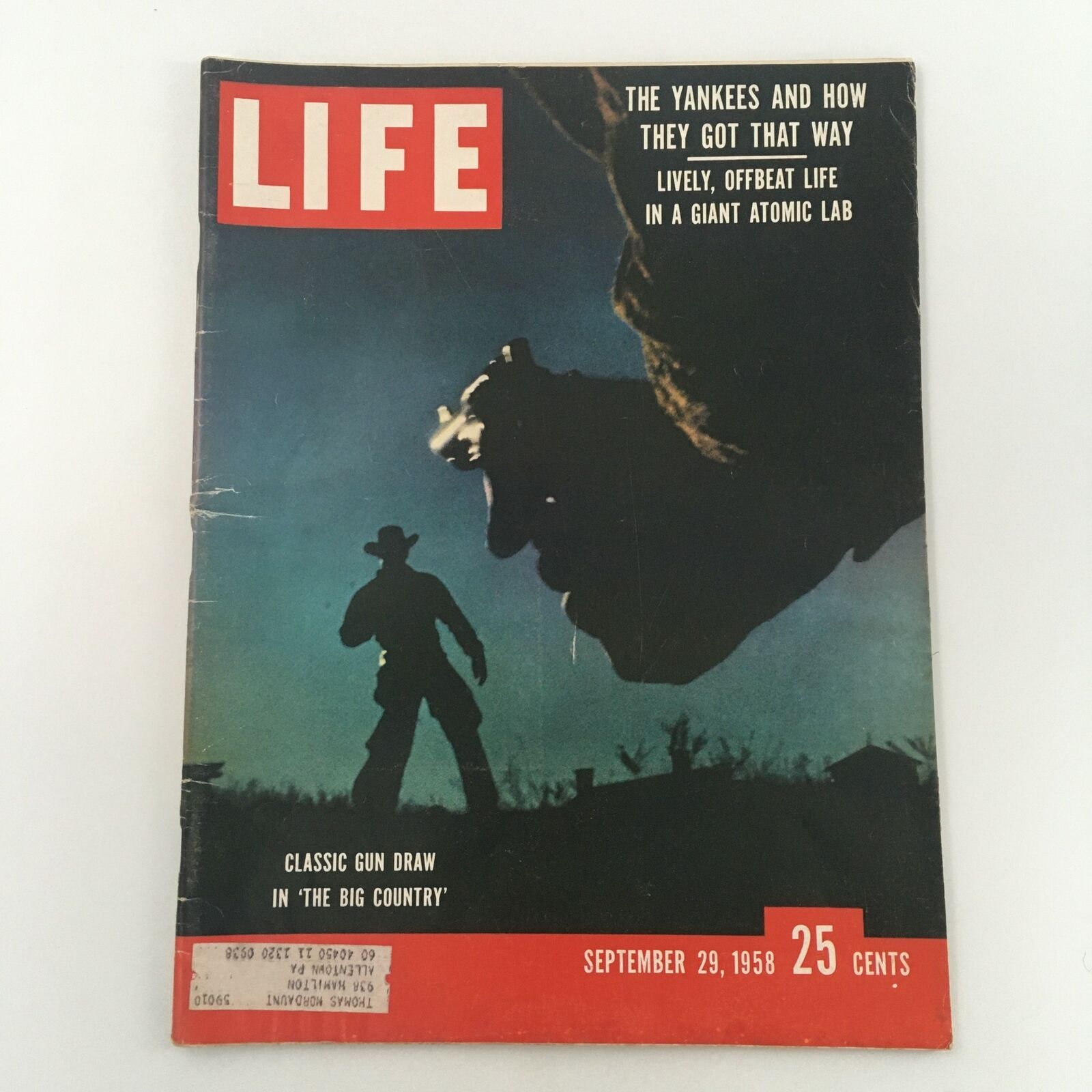 VTG Life Magazine September 29 1958 Classic Gun Draw in "The Big Country"