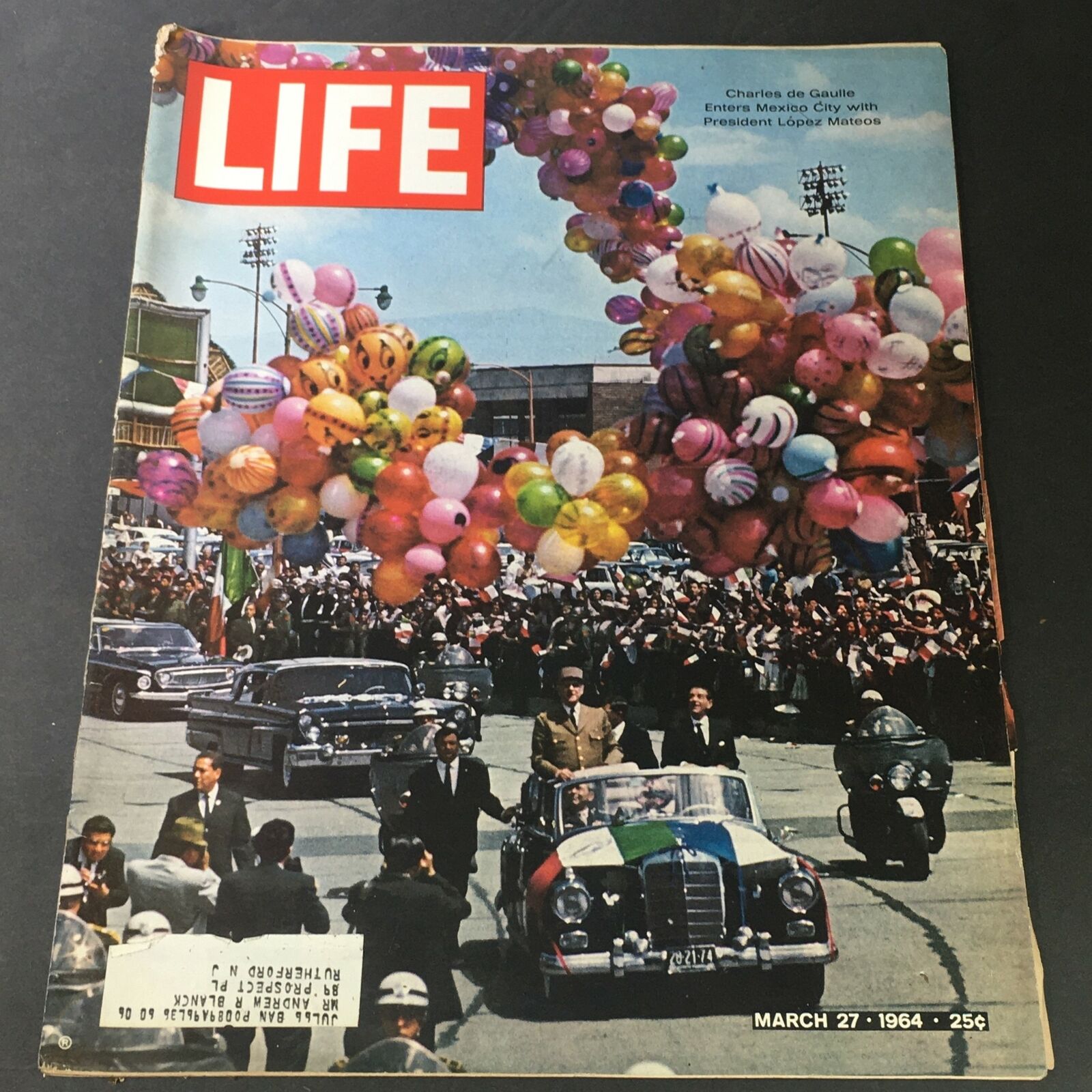 VTG Life Magazine March 27 1964 - Charles de Gaulle and Pres. Lopez Mateos