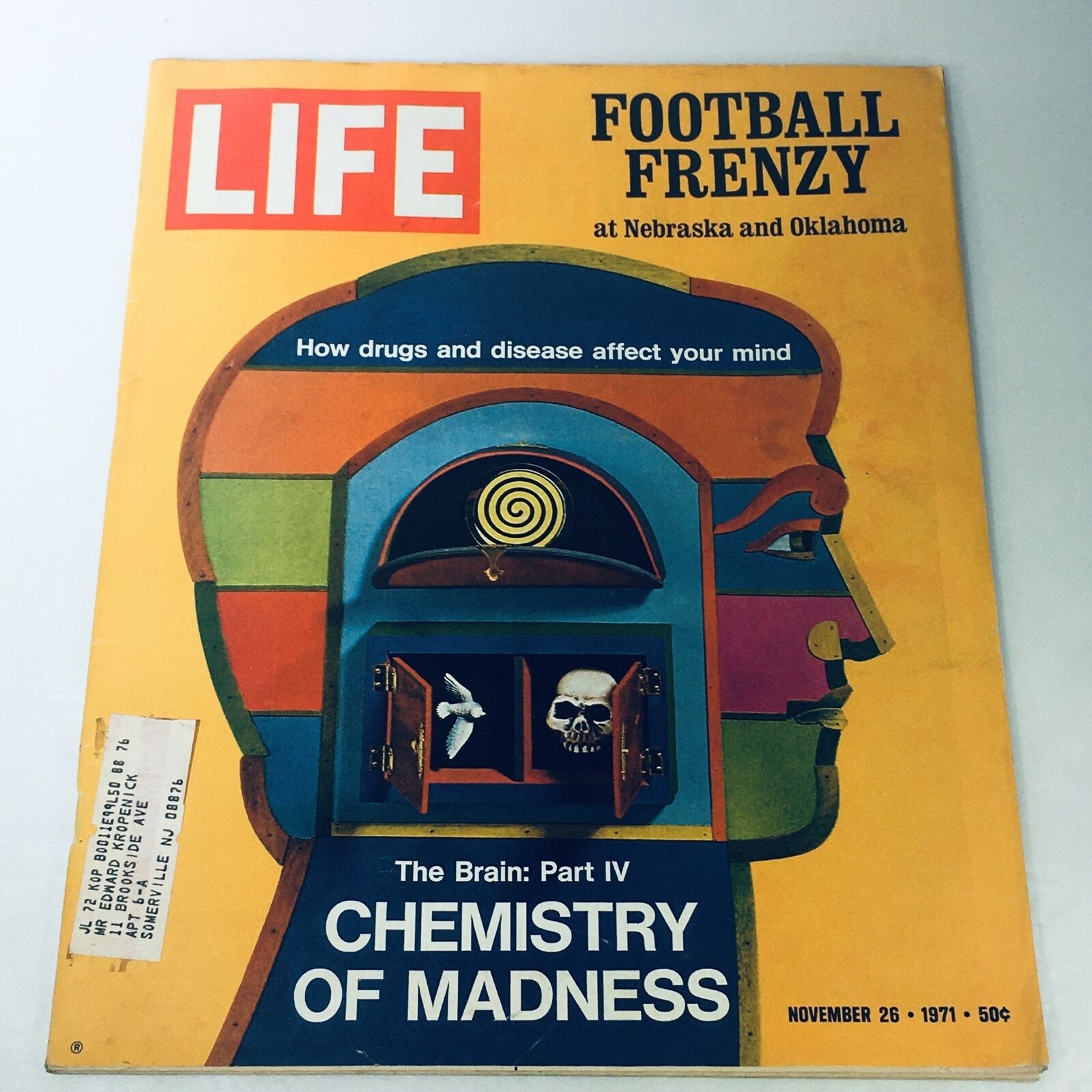 VTG Life Magazine November 26 1971 - The Brain Part IV Chemistry of Madness