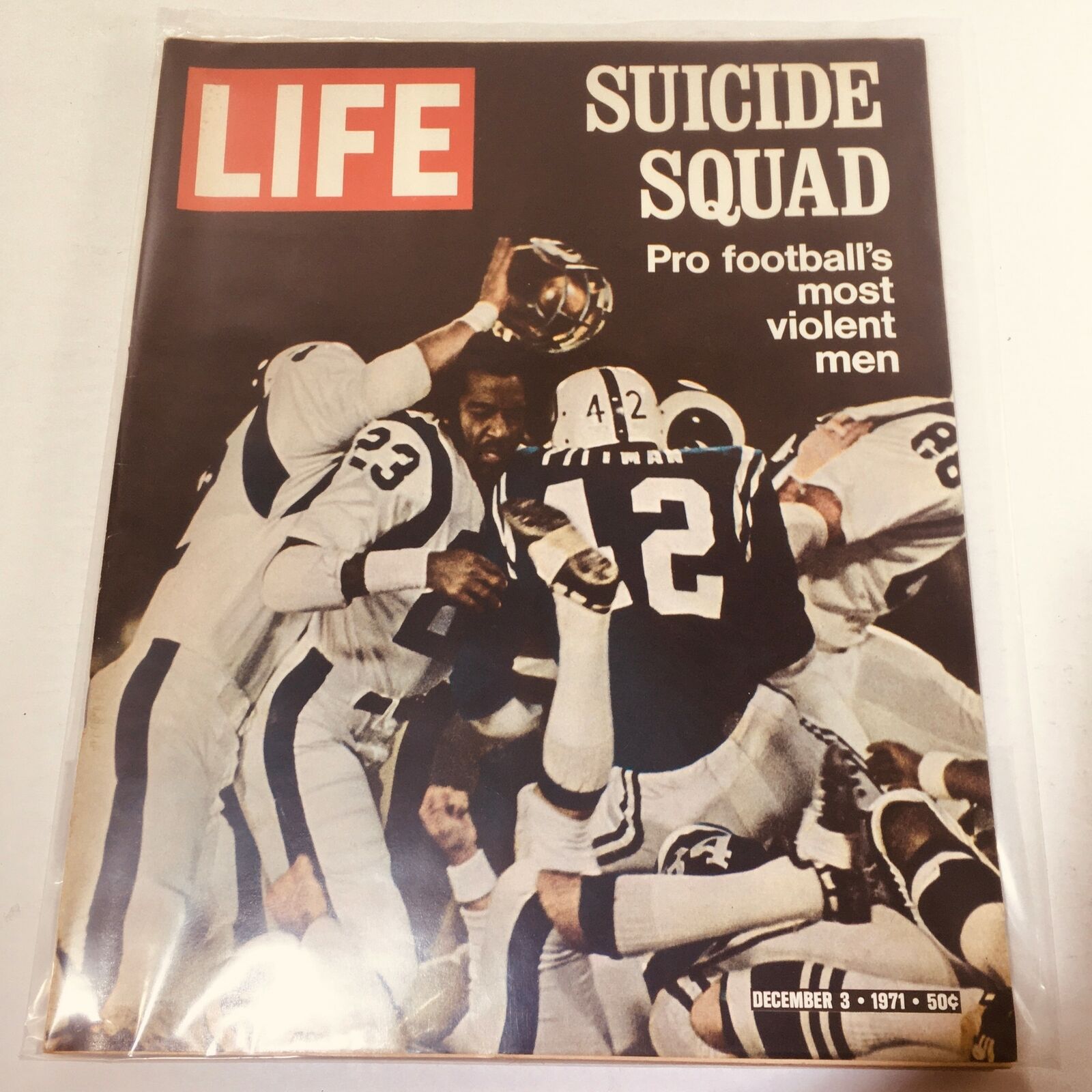 VTG Life Magazine: December 3 1971 - Suicide Squad/Football's Most Violent Men