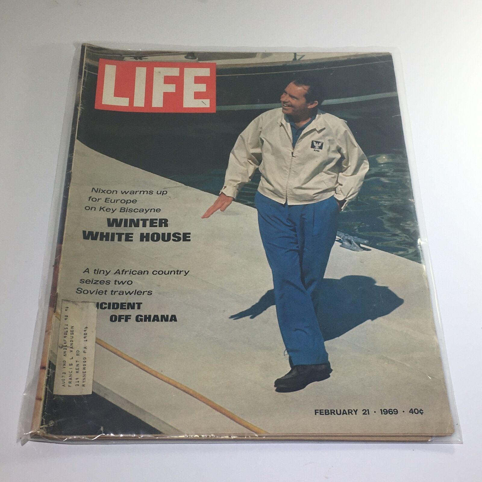 VTG Life Magazine: February 21 1969 - Winter White House/Two Soviet Trawlers