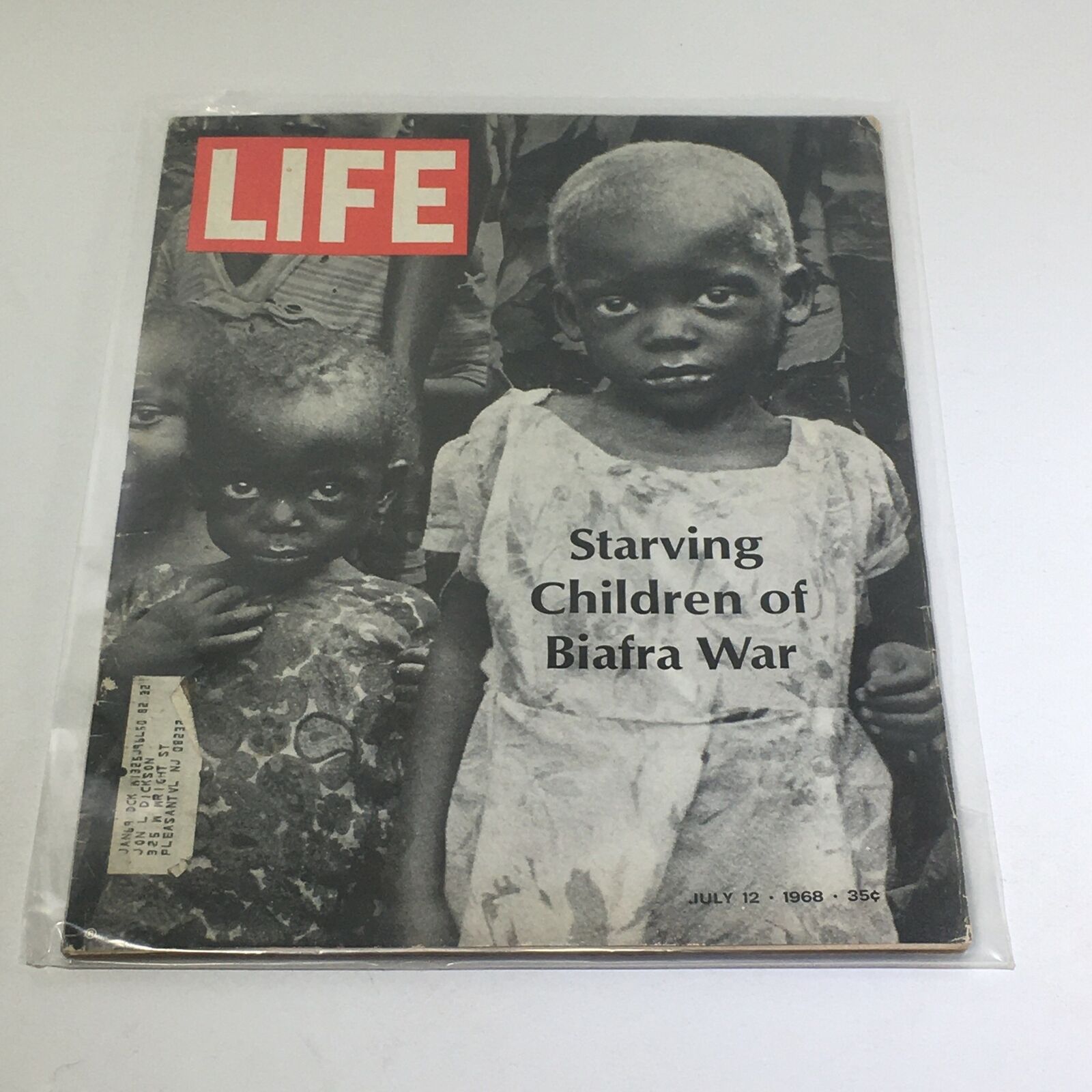 VTG Life Magazine: July 12 1968 - Starving Children Of Biafra War in B&W Cover