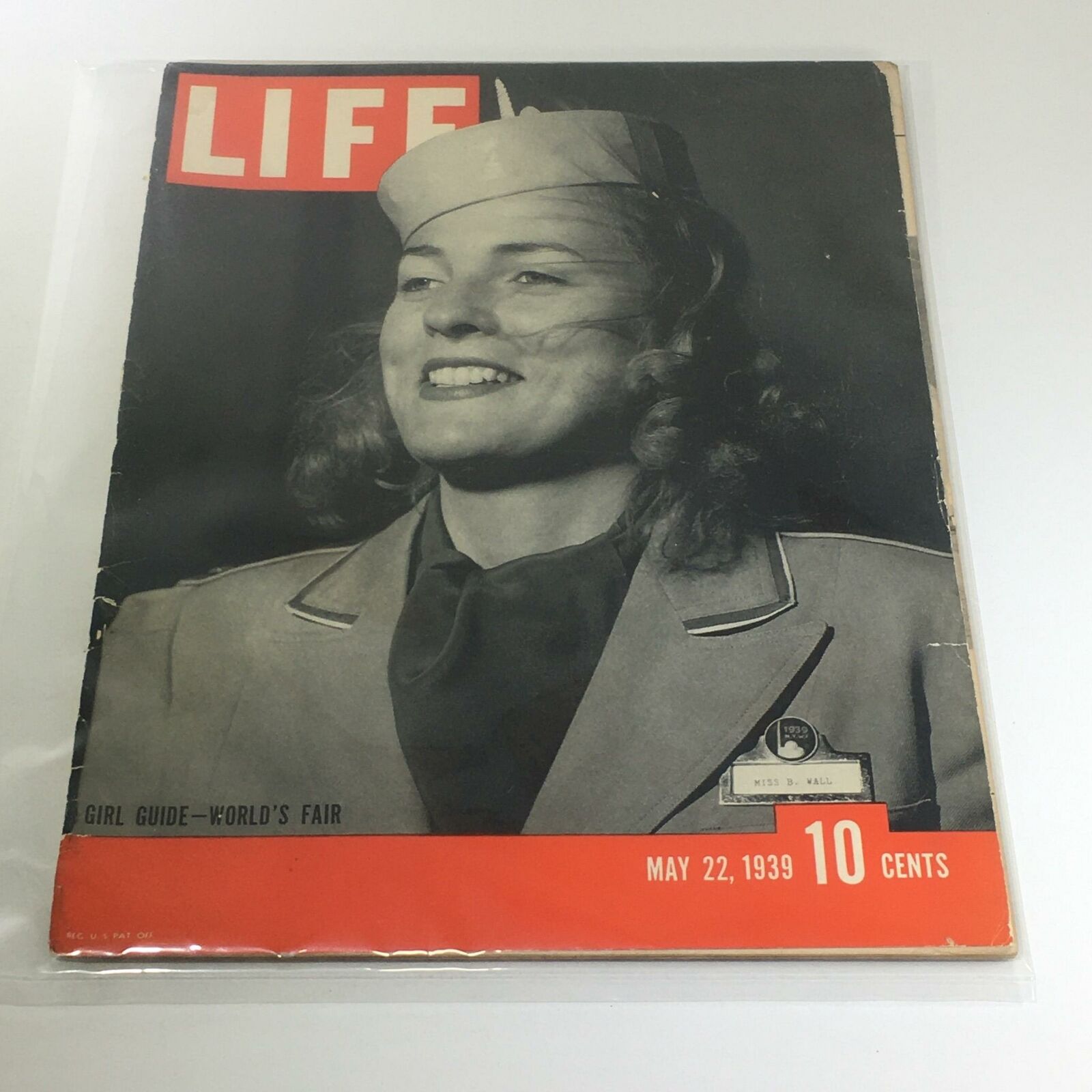 Vintage Life Magazine: May 22 1939 - Girl Guide - World's Fair