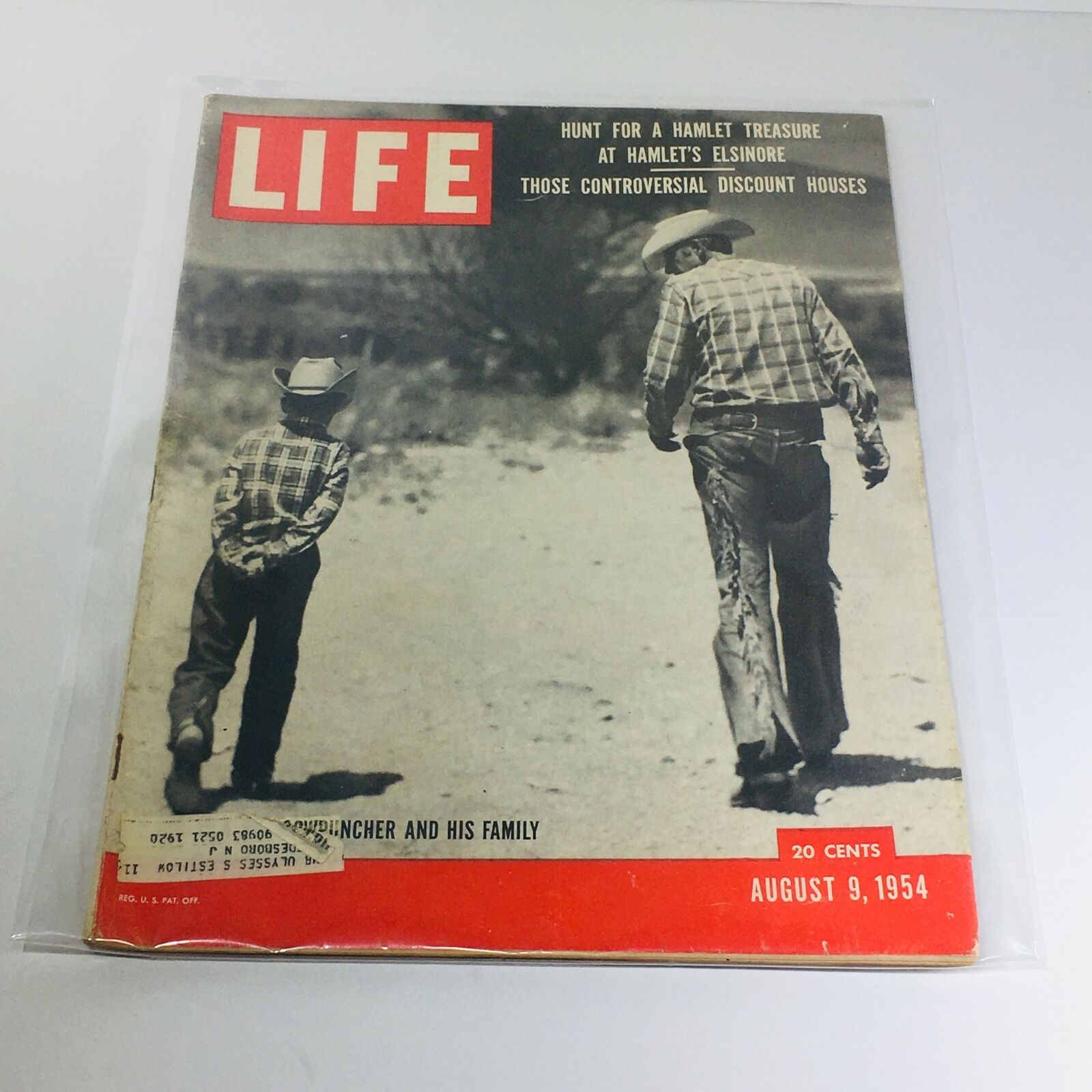 VTG Life Magazine: Aug 9 1954 - A Boy and his Cowpuncher Family/Hamlet Treasure