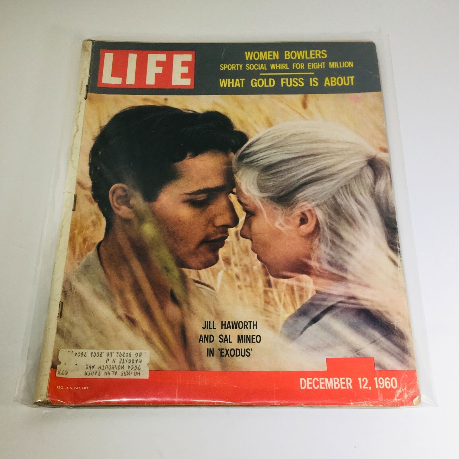 VTG Life Magazine: December 12 1960 - Jill Haworth and Sal Mineo in 'Exodus'