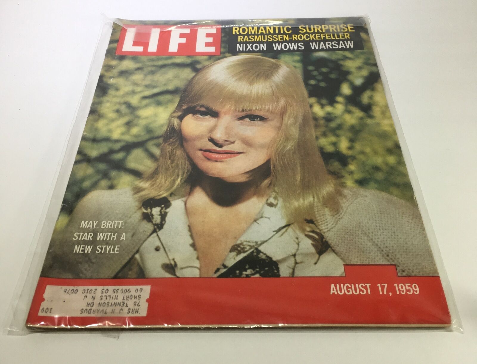 VTG Life Magazine August 17 1959 Mary Britt Star Cover and Feature