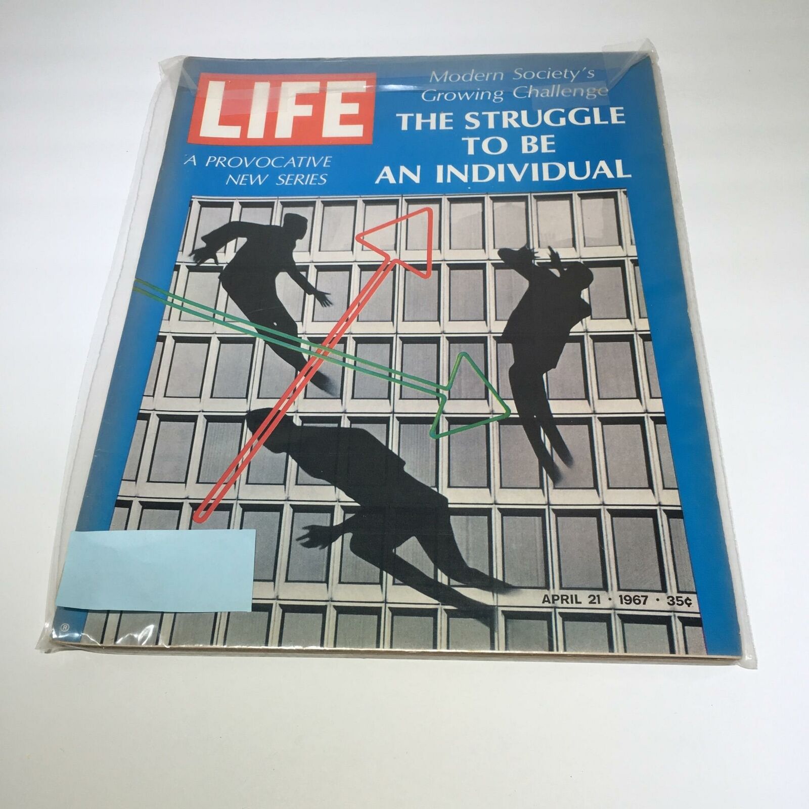 VTG Life Magazine April 21 1967 - The Struggle To Be An Individual