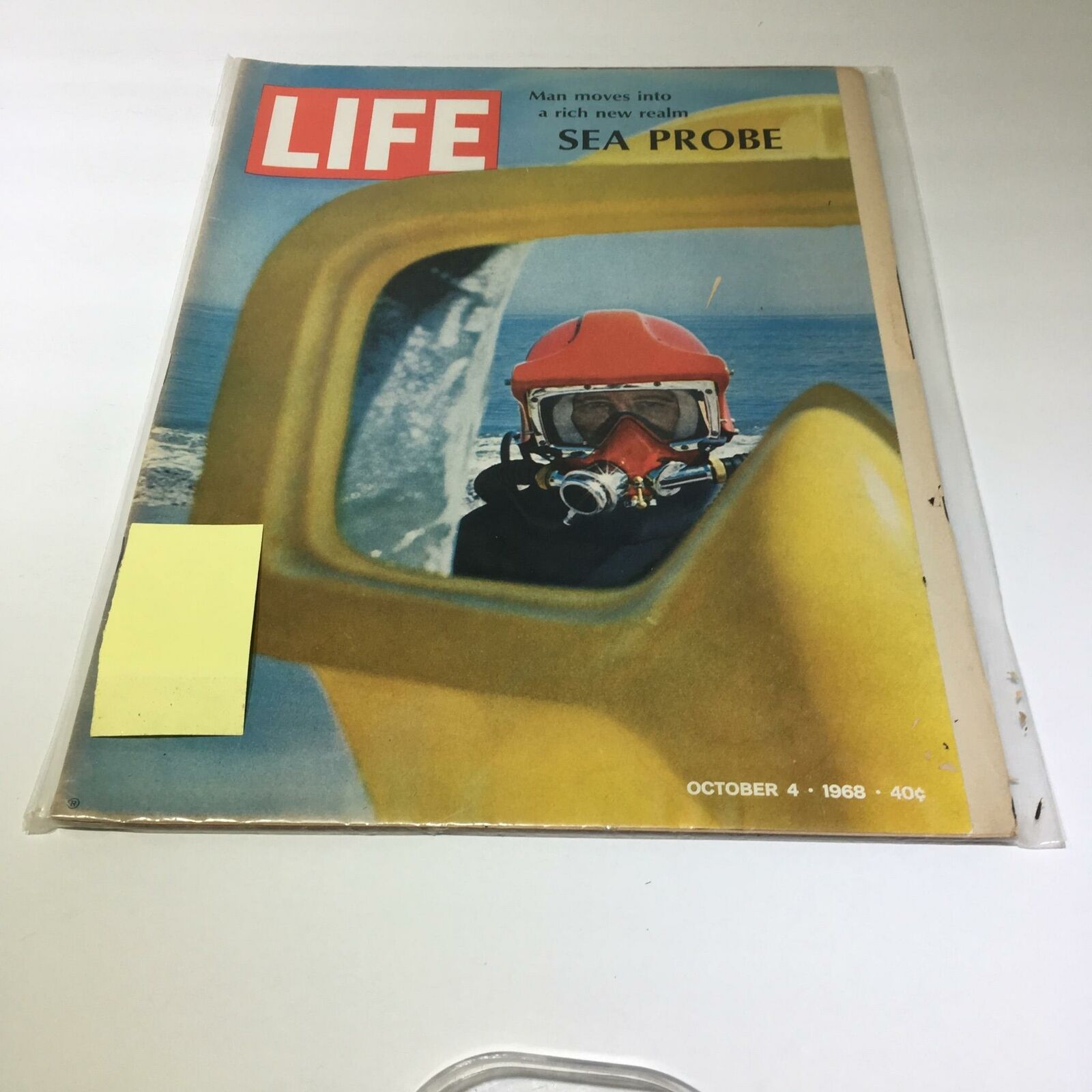 VTG Life Magazine October 4 1968 - Man Movies Into A Rich New Realm Sea Probe