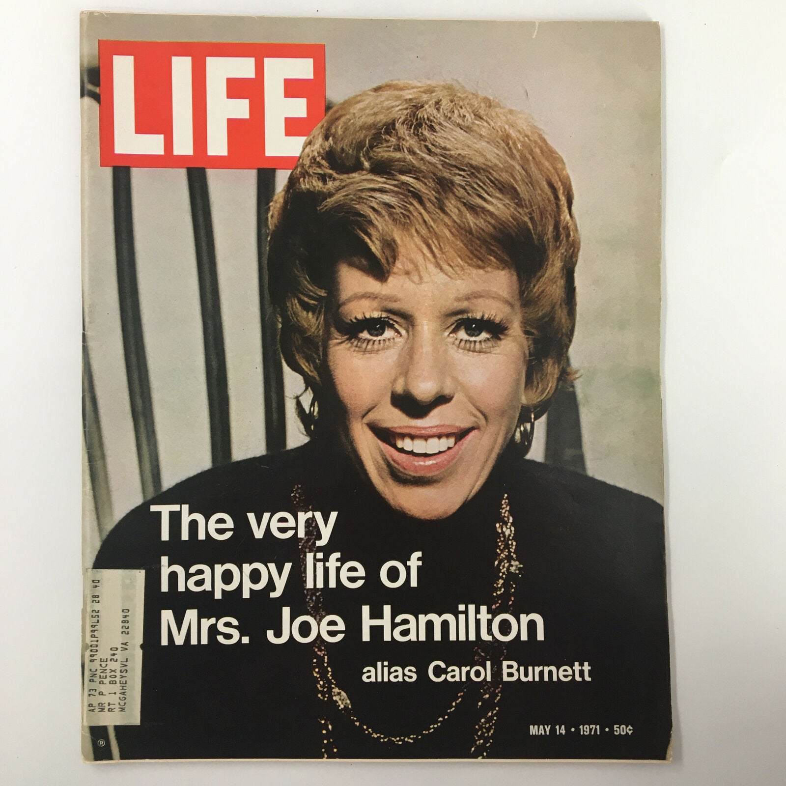 VTG Life Magazine May 14 1971 The Very Happy Life of Mrs. Joe Hamilton