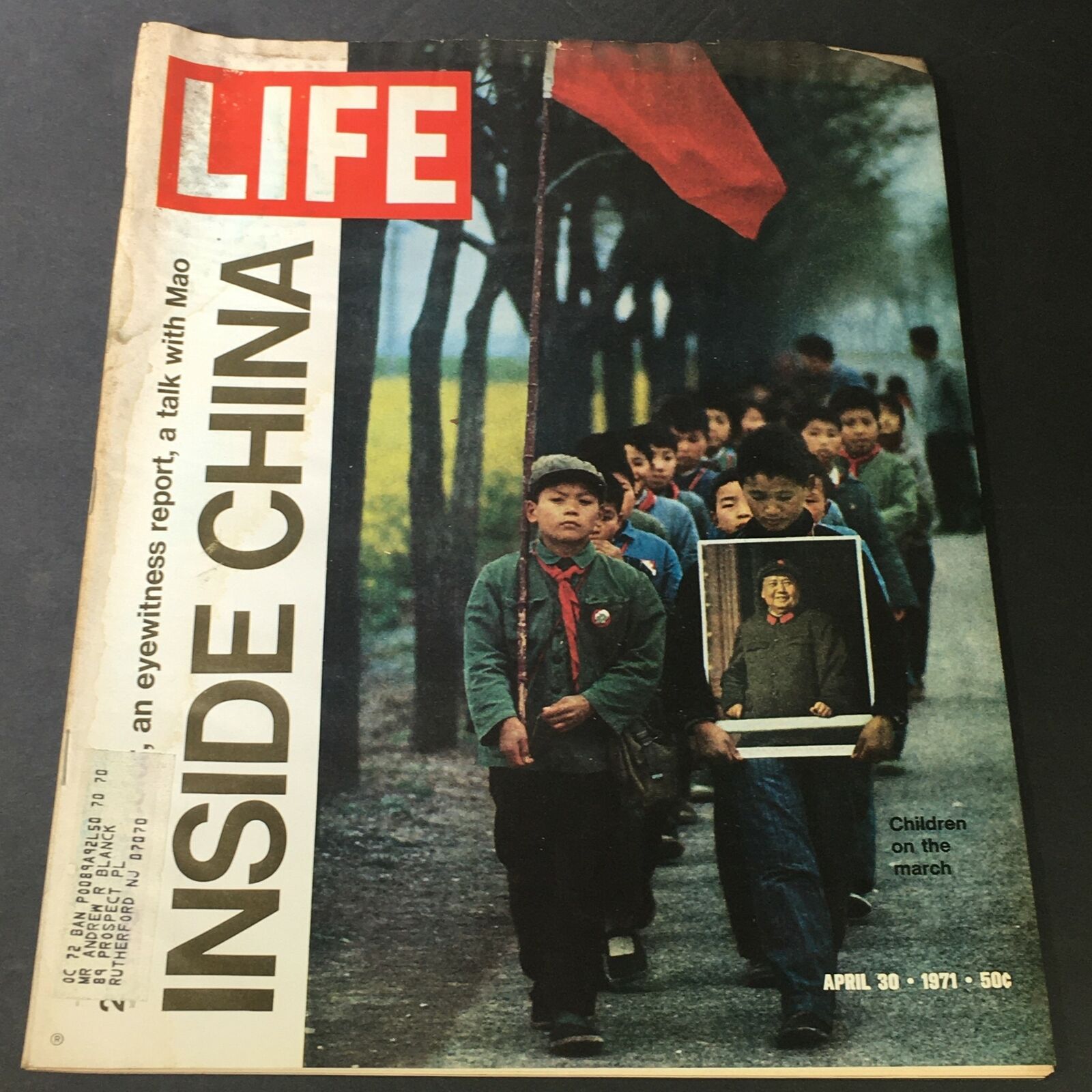 VTG Life Magazine April 30 1971 - The Children on the March Inside China