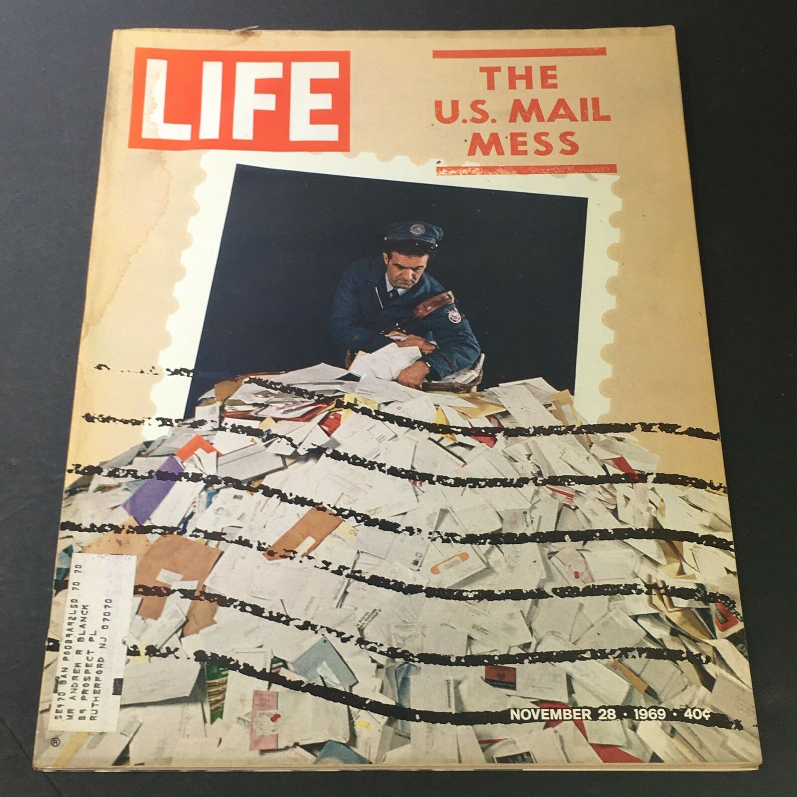 VTG Life Magazine November 28 1969 - The United States Mail Mess at Post Office