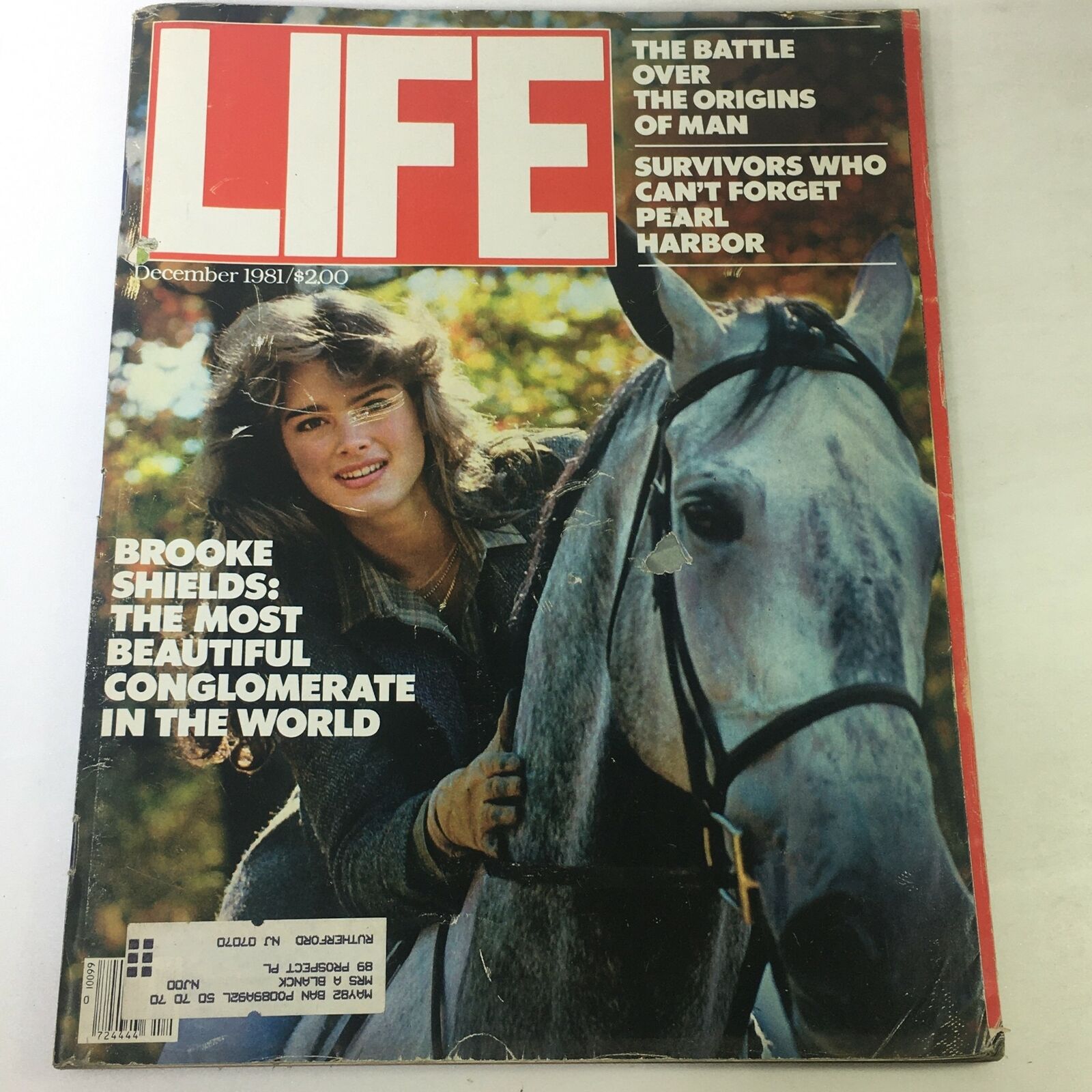 VTG Life Magazine December 1981 - Brooke Shields / Battle Over The Origin of Man