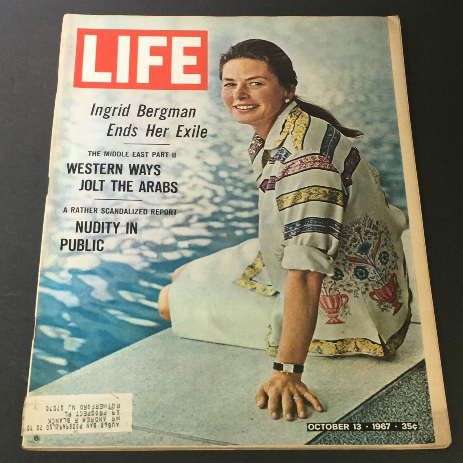 VTG Life Magazine December 13 1967 - Ingrid Bergman / Western Ways Jolt Arabs