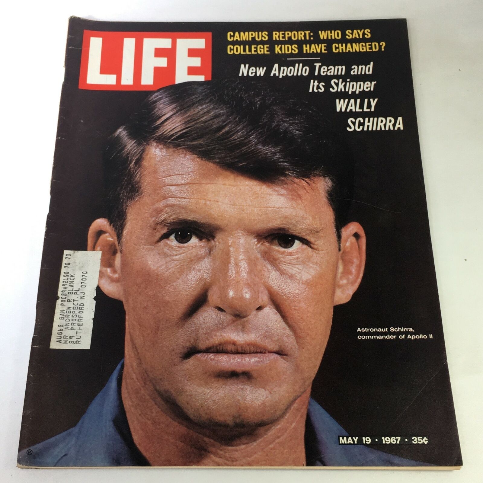 VTG Life Magazine May 19 1967 - Astronaut Wally Schirra Apollo II Commander