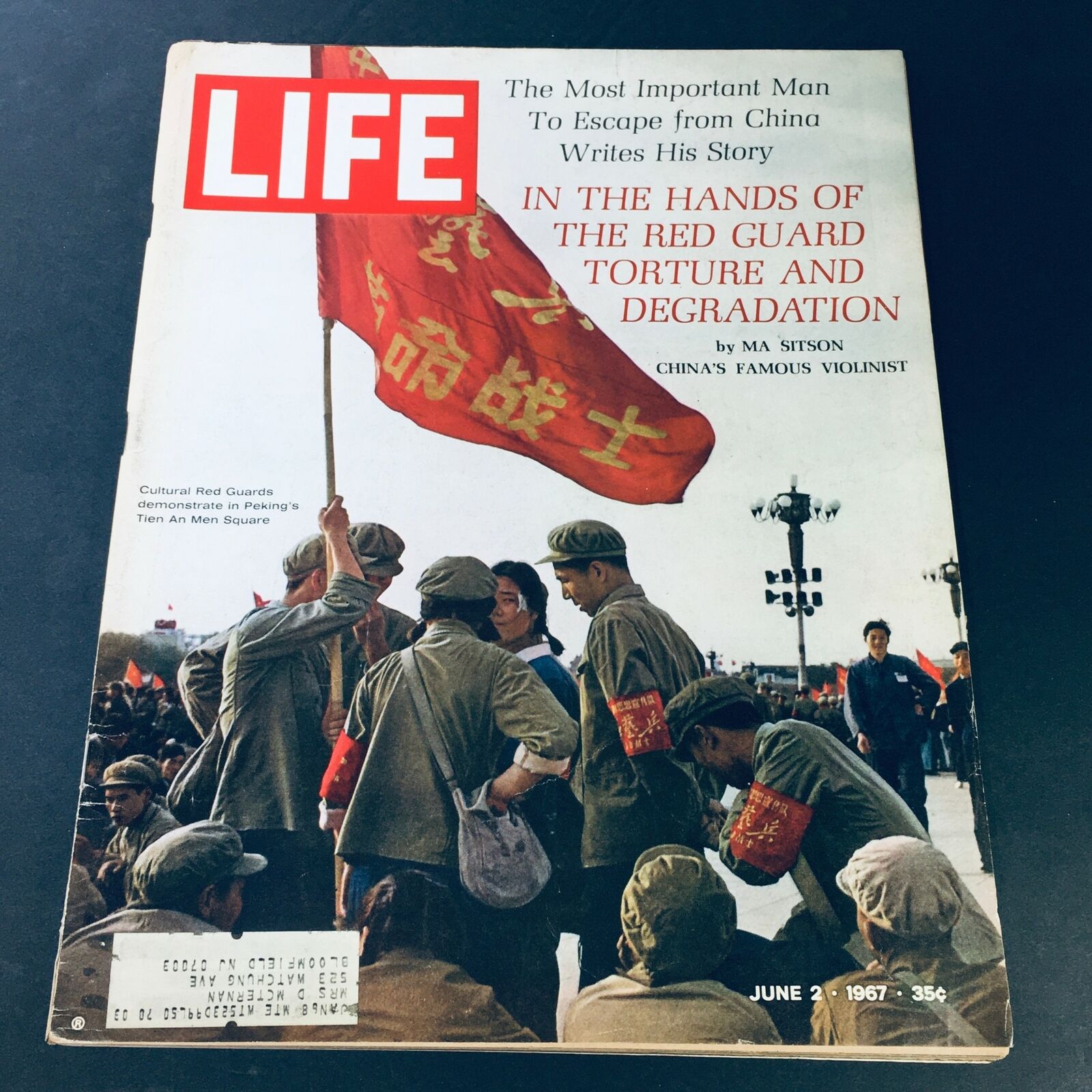 VTG Life Magazine June 2 1967 - Hands of The Red Guard Torture & Degradation