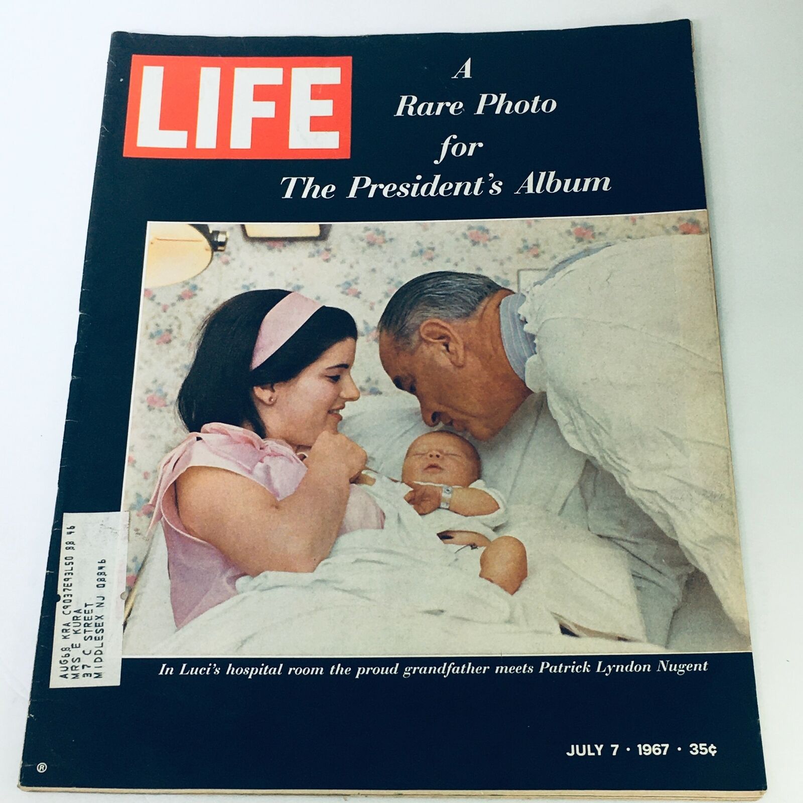 VTG Life Magazine July 7 1967 - A Rare Photo for President Lyndon B. Johnson