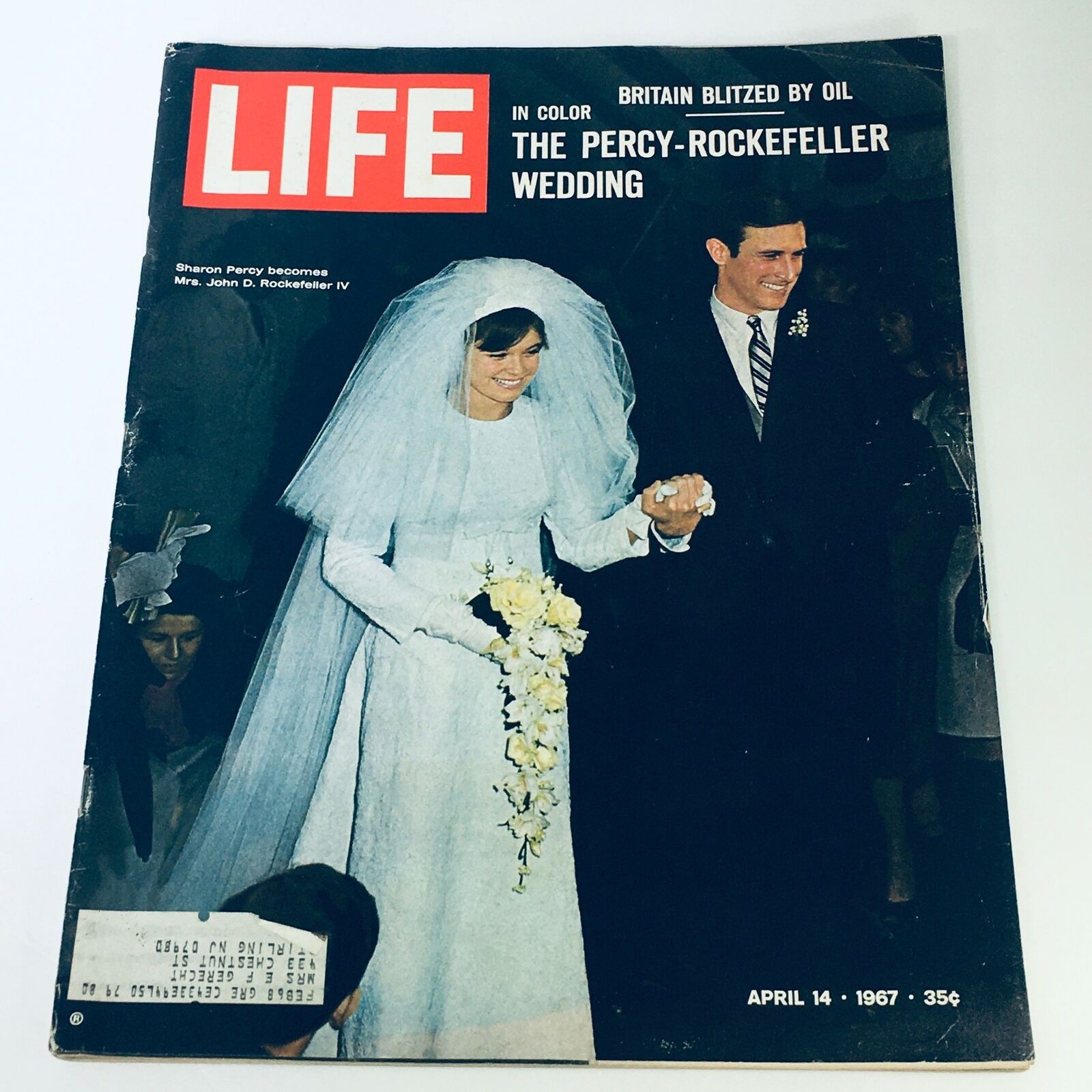 VTG Life Magazine April 14 1967 - Sharon Percy Becomes Mrs. John D. Rockefeller