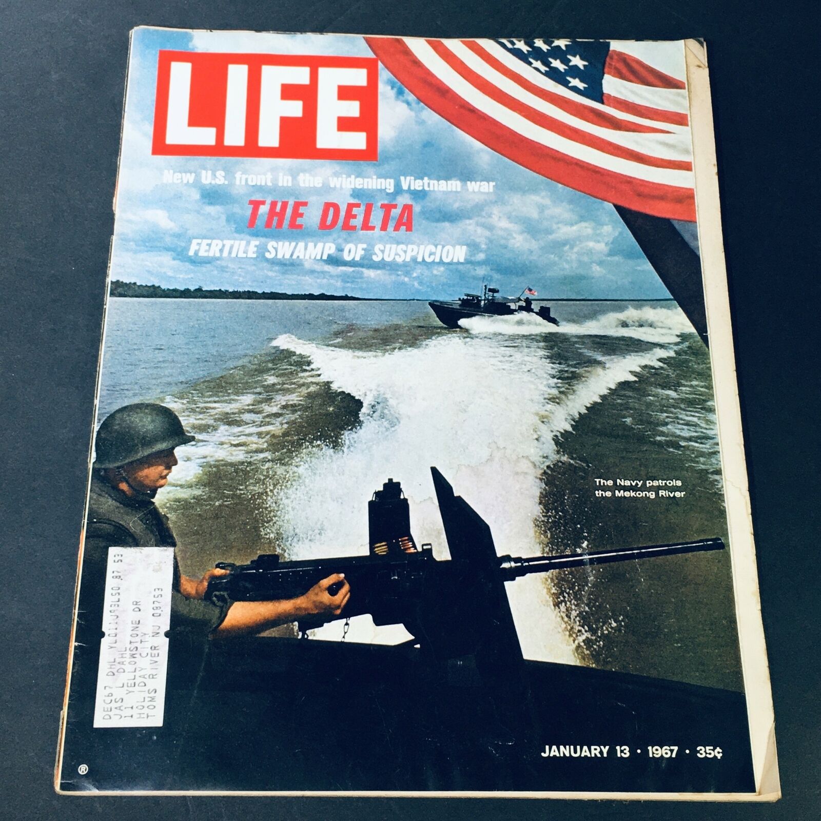 VTG Life Magazine January 13 1967 - The Delta Fertile Swamp of Suspicion