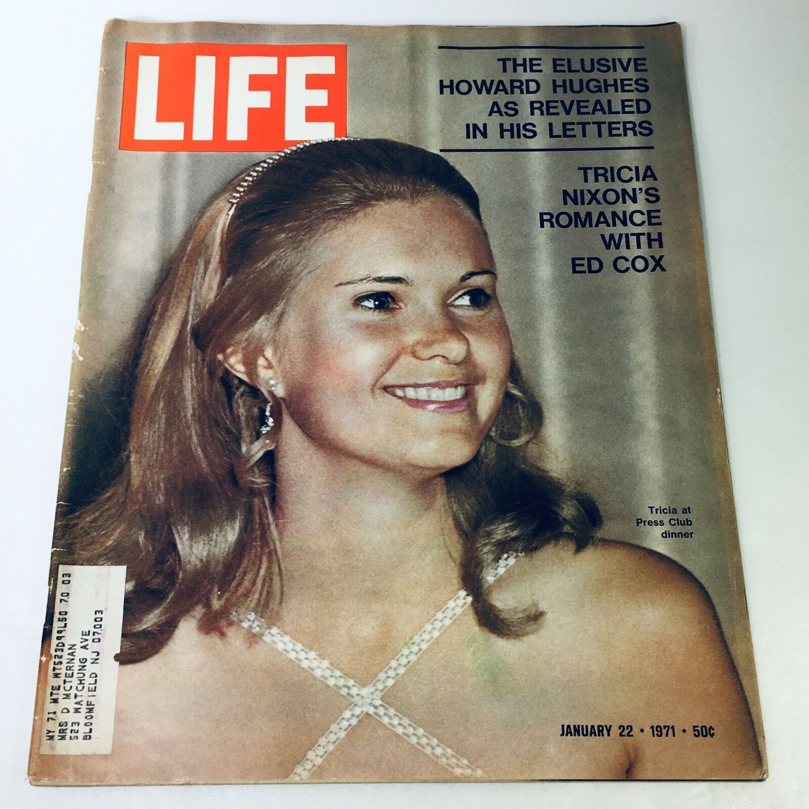 VTG Life Magazine January 22 1971 - Tricia Nixon's Romance With Ed Cox