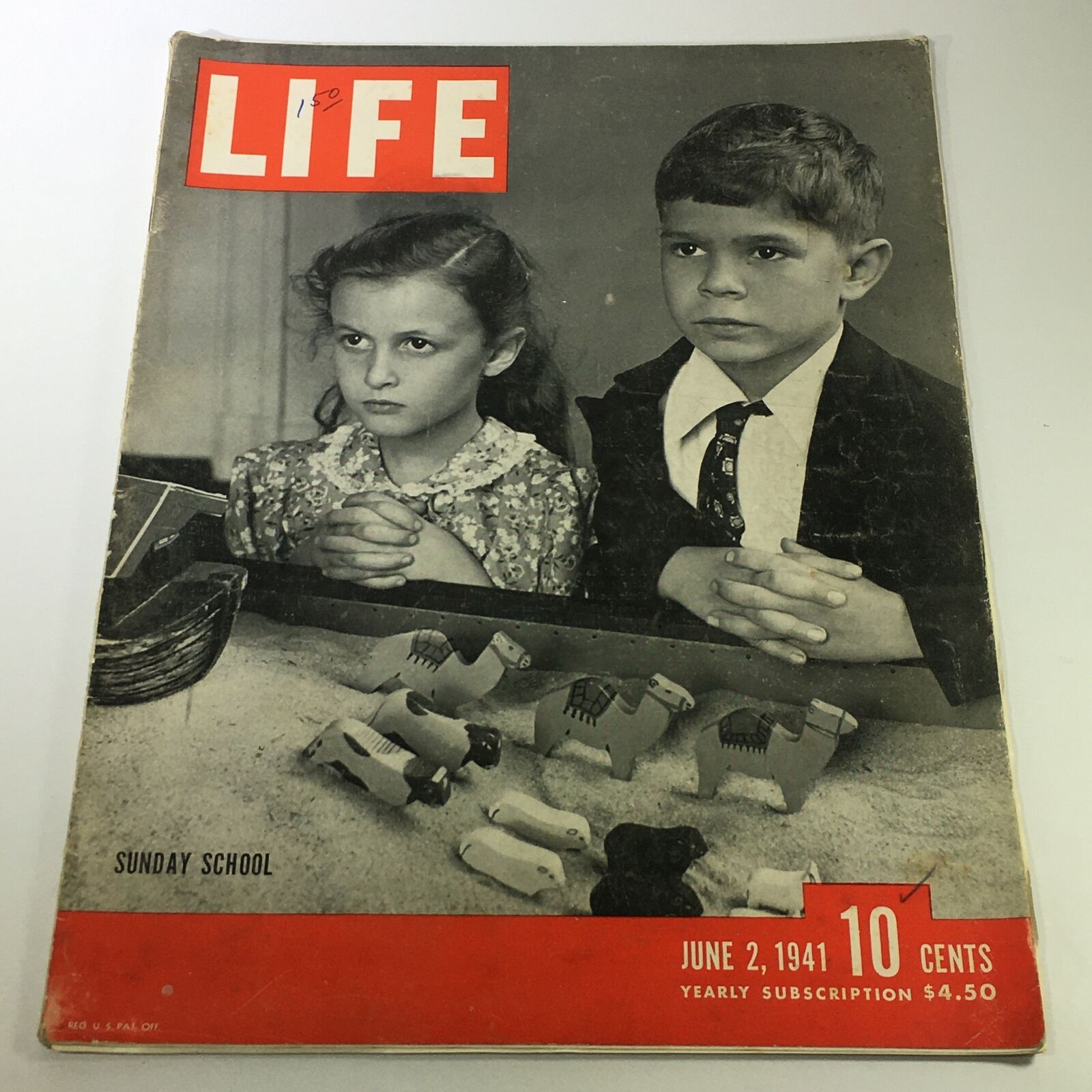 VTG Life Magazine June 2 1941 - Photographed Students of Sunday School