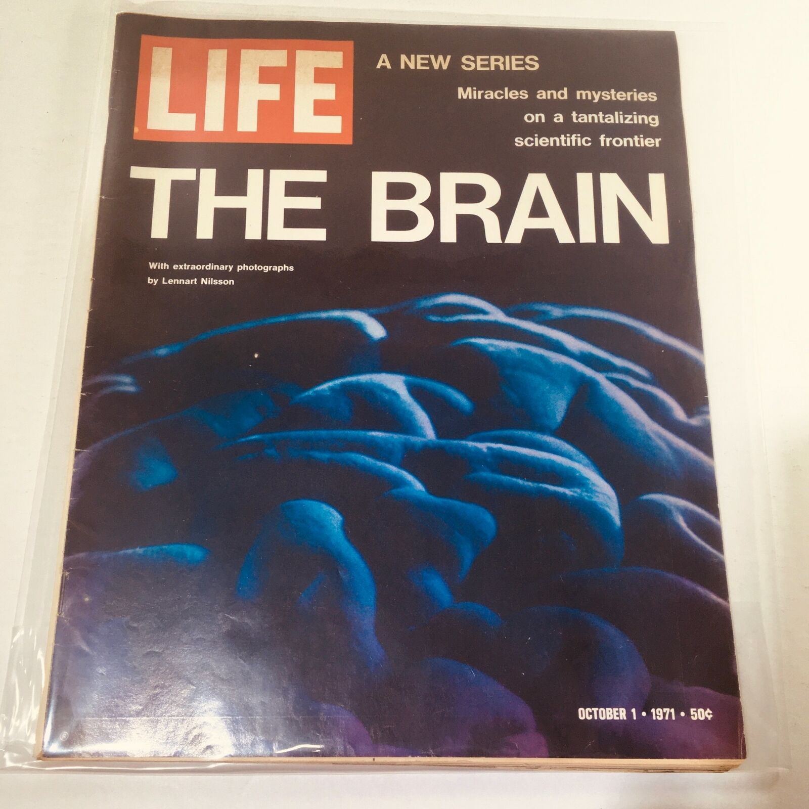 VTG Life Magazine: October 1 1971 - The Brain by Lennart Nilsson. A New Series