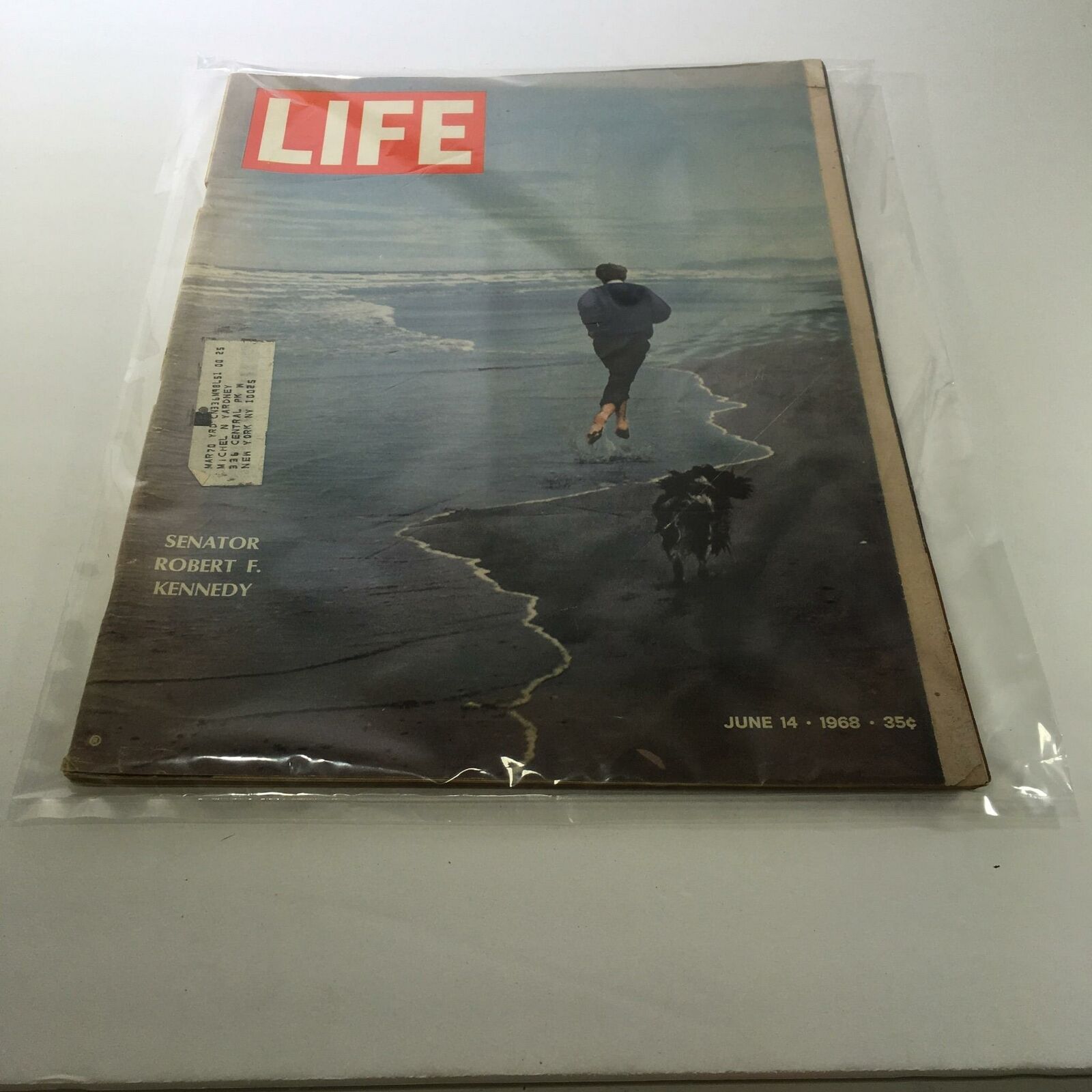 VTG Life Magazine: June 14 1968 - Cover: Senator Robert F. Kenedy