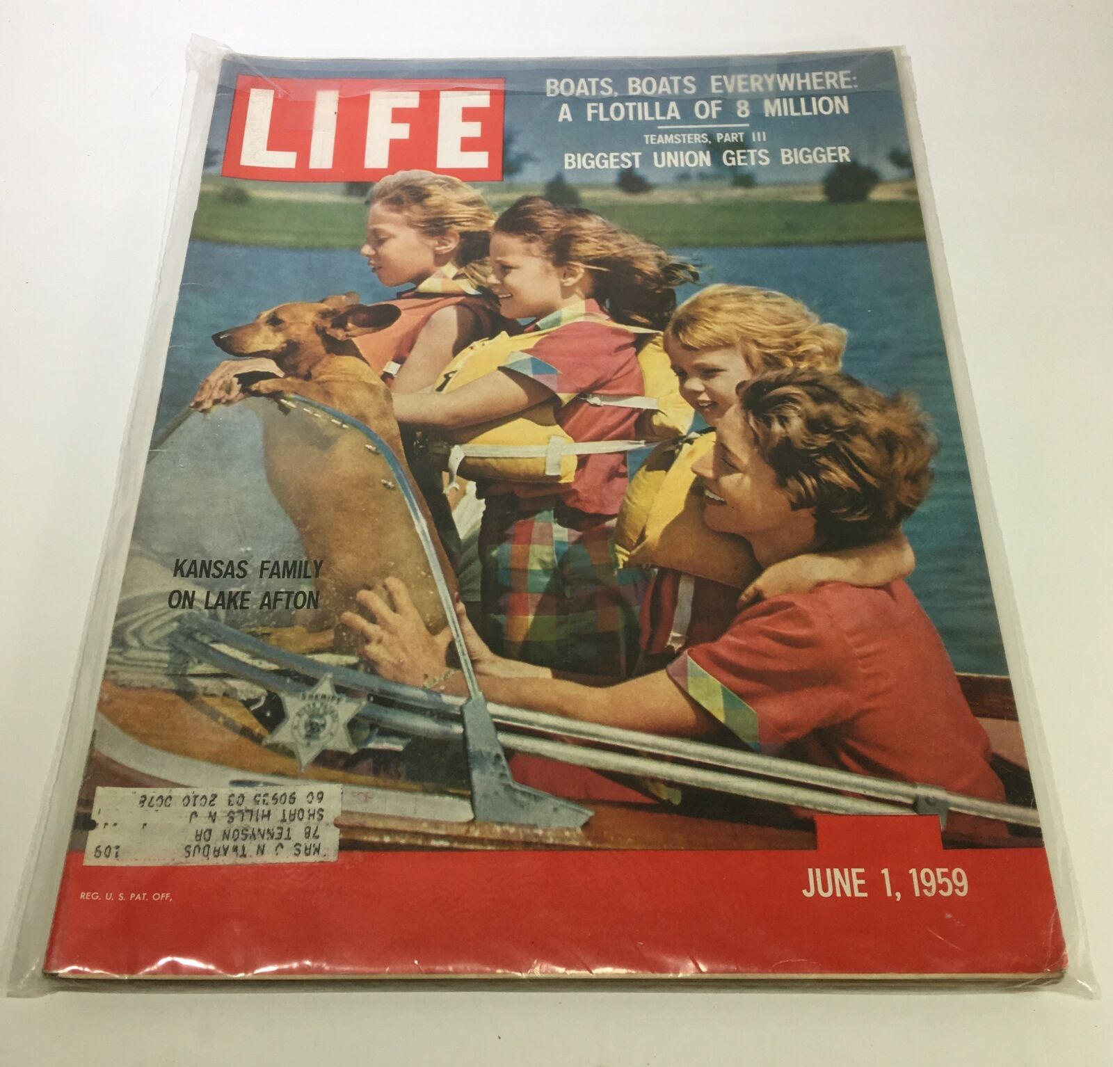 VTG Life Magazine June 1 1959 - Kansas Family on Lake Afton