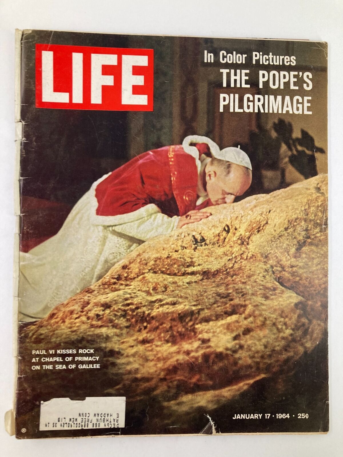 VTG Life Magazine January 17 1964 Paul VI Kisses Rock at The Sea of Gallilee