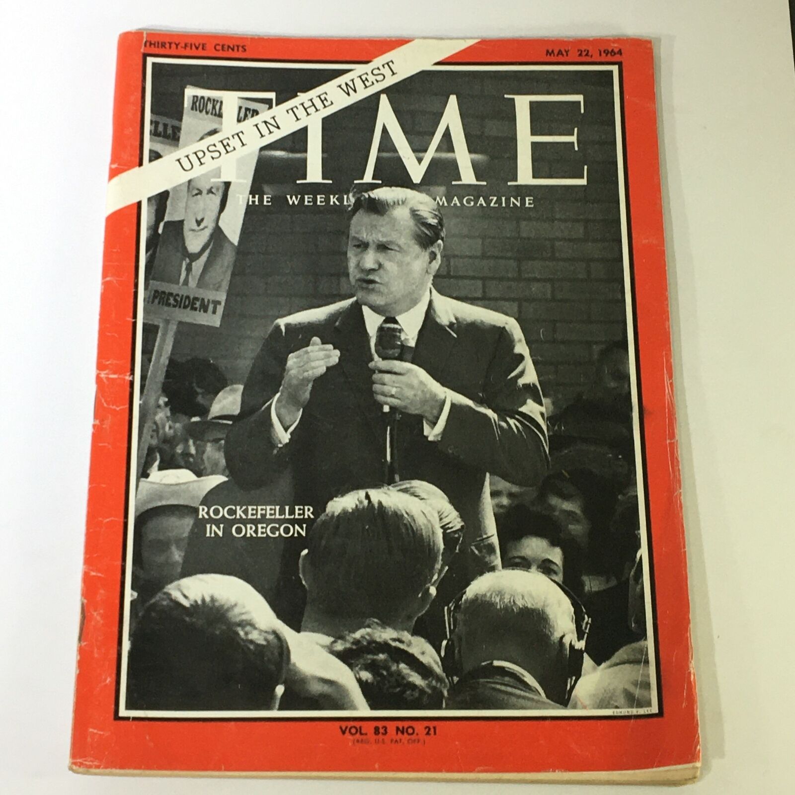 VTG Time Magazine May 22 1964 - Nelson Rockefeller in Oregon / Upset in the West