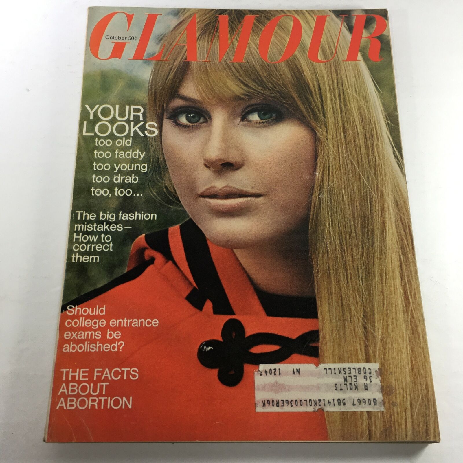 VTG Glamour Magazine: October 1966 - Claudia Duxbury Cover