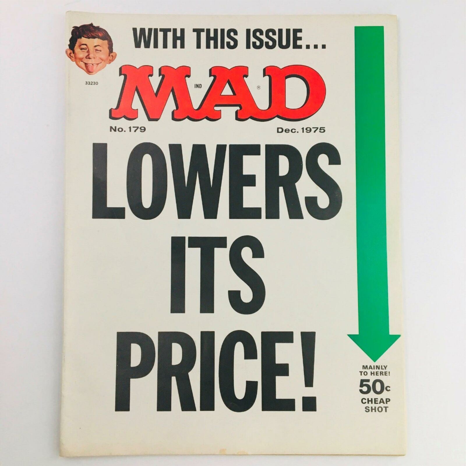 Mad Magazine December 1975 No. 179 Lowers Its Price Fine/FN 6.0