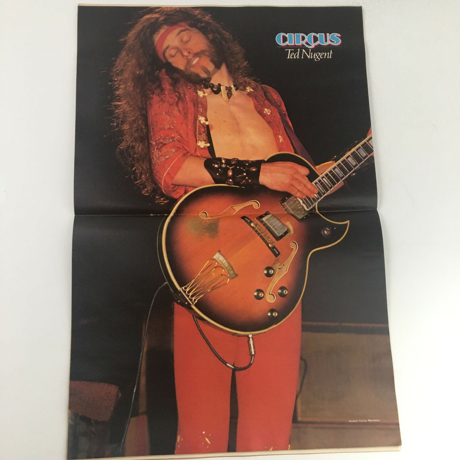 Circus Magazine November 24 1977 Nancy Wilson & Ted Nugent w Poster No Label