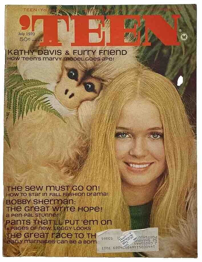 VTG 'Teen Magazine July 1970 Vol 14 #7 Cover Girl SEWI Kathy Davis & Friend