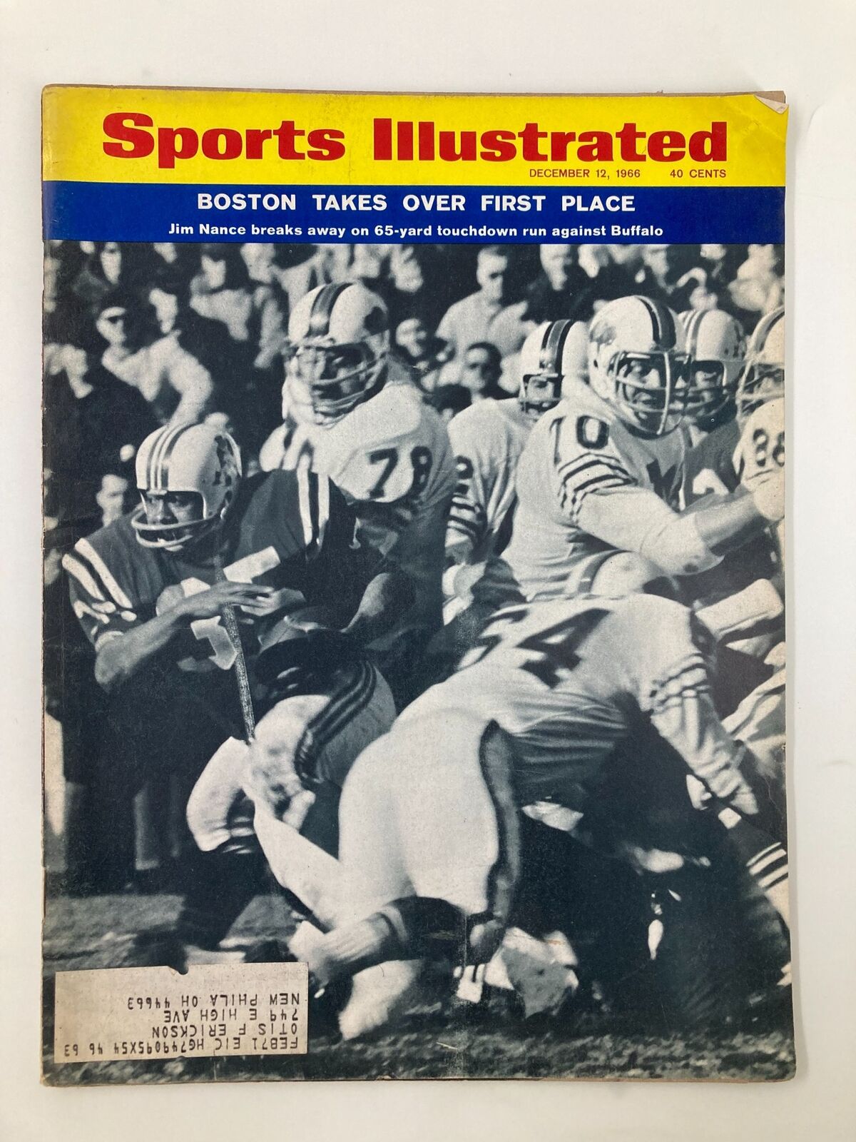 VTG Sports Illustrated Magazine December 12 1966 Boston Takes Over First Place