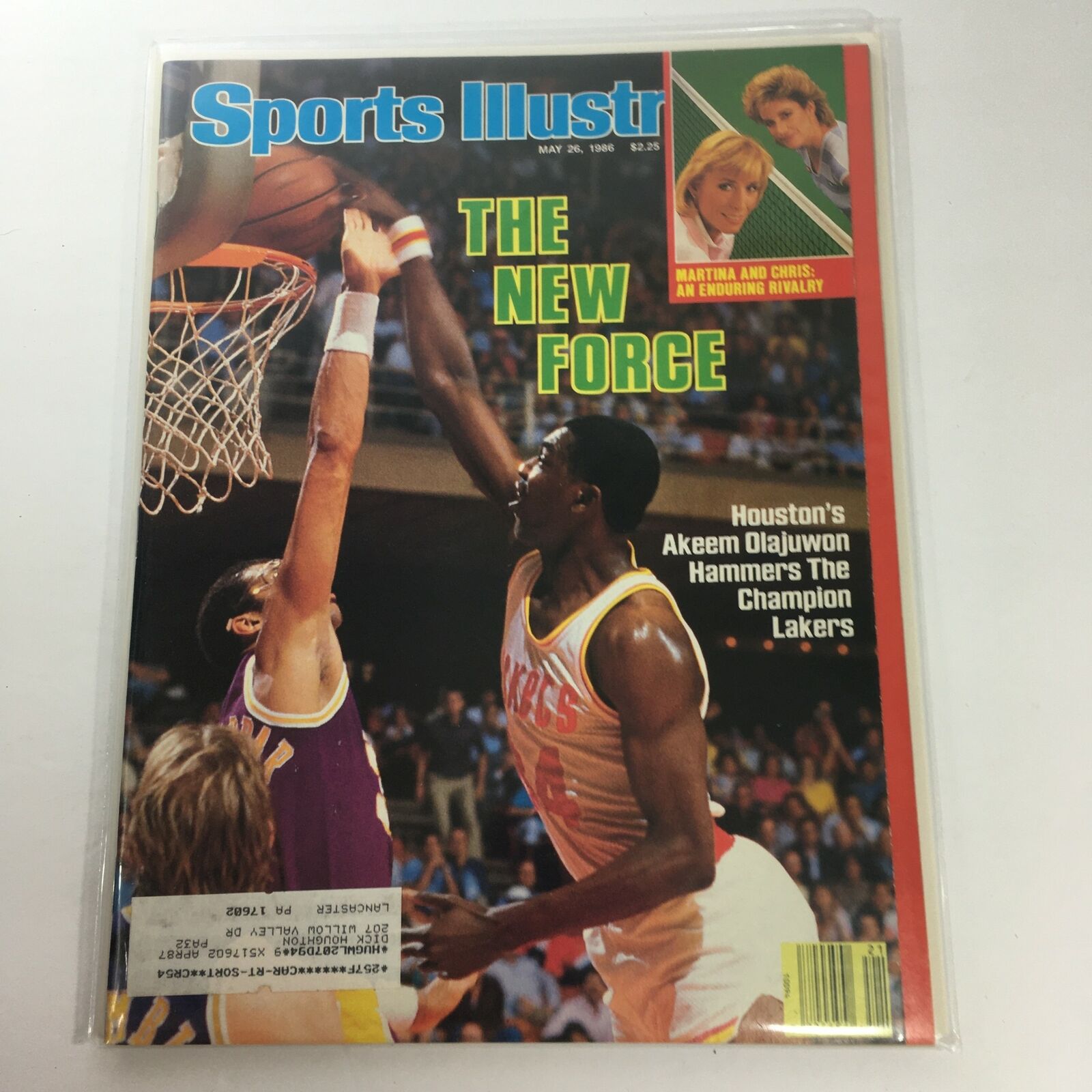 Sports Illustrated: May 26 1986 - Houston's Akeem Olajuwon Hammers The Lakers