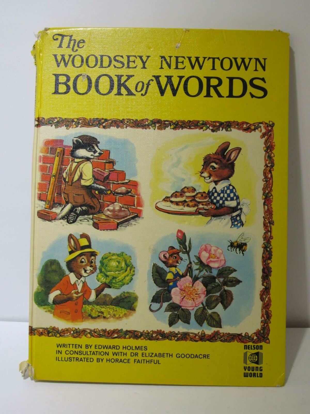 Vintage The Woodsey Newton Book of Words by Edward Holmes