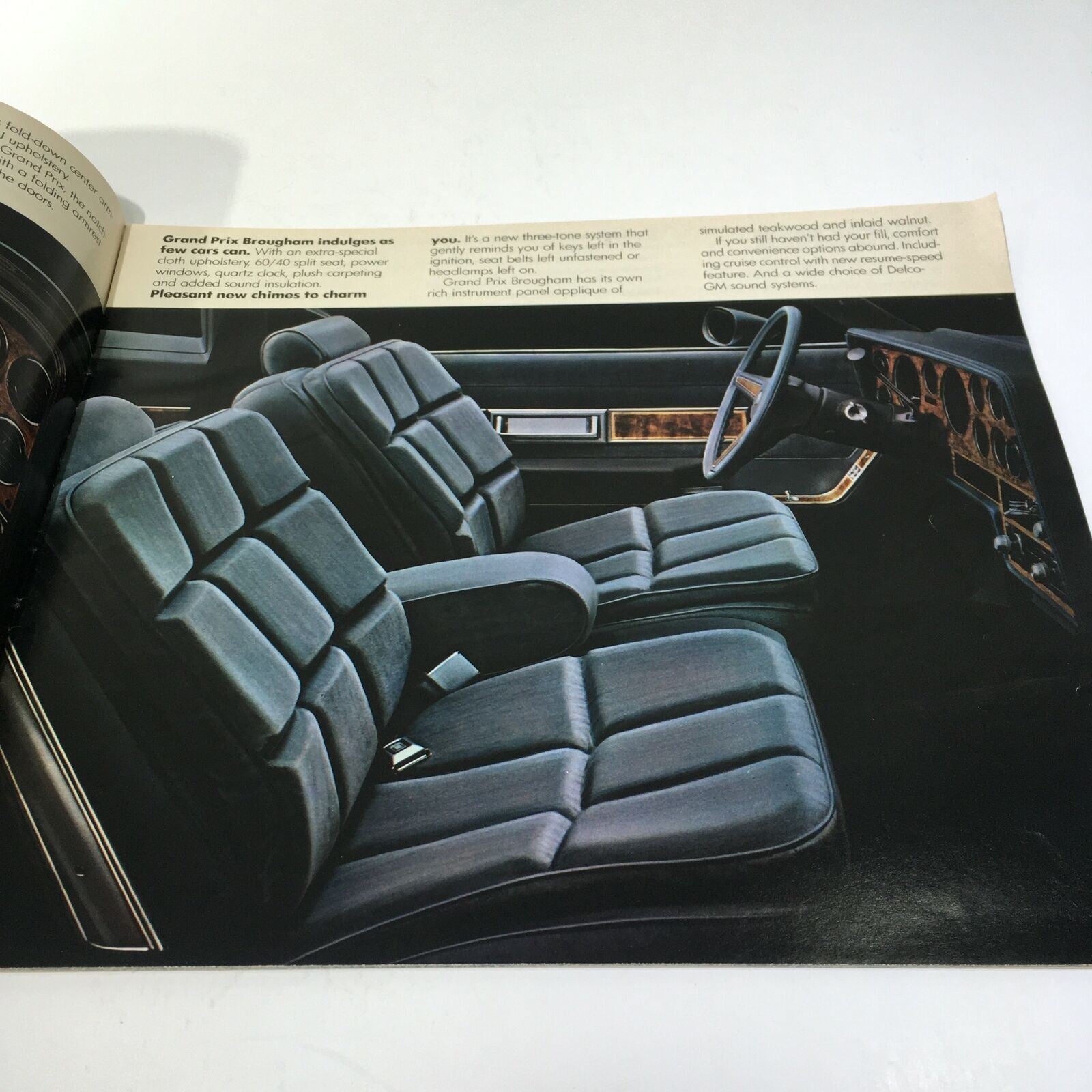 1981 Pontiac Sophistaced Firebird V-8 Engine 4-Speed Manual Car Sale Brochure